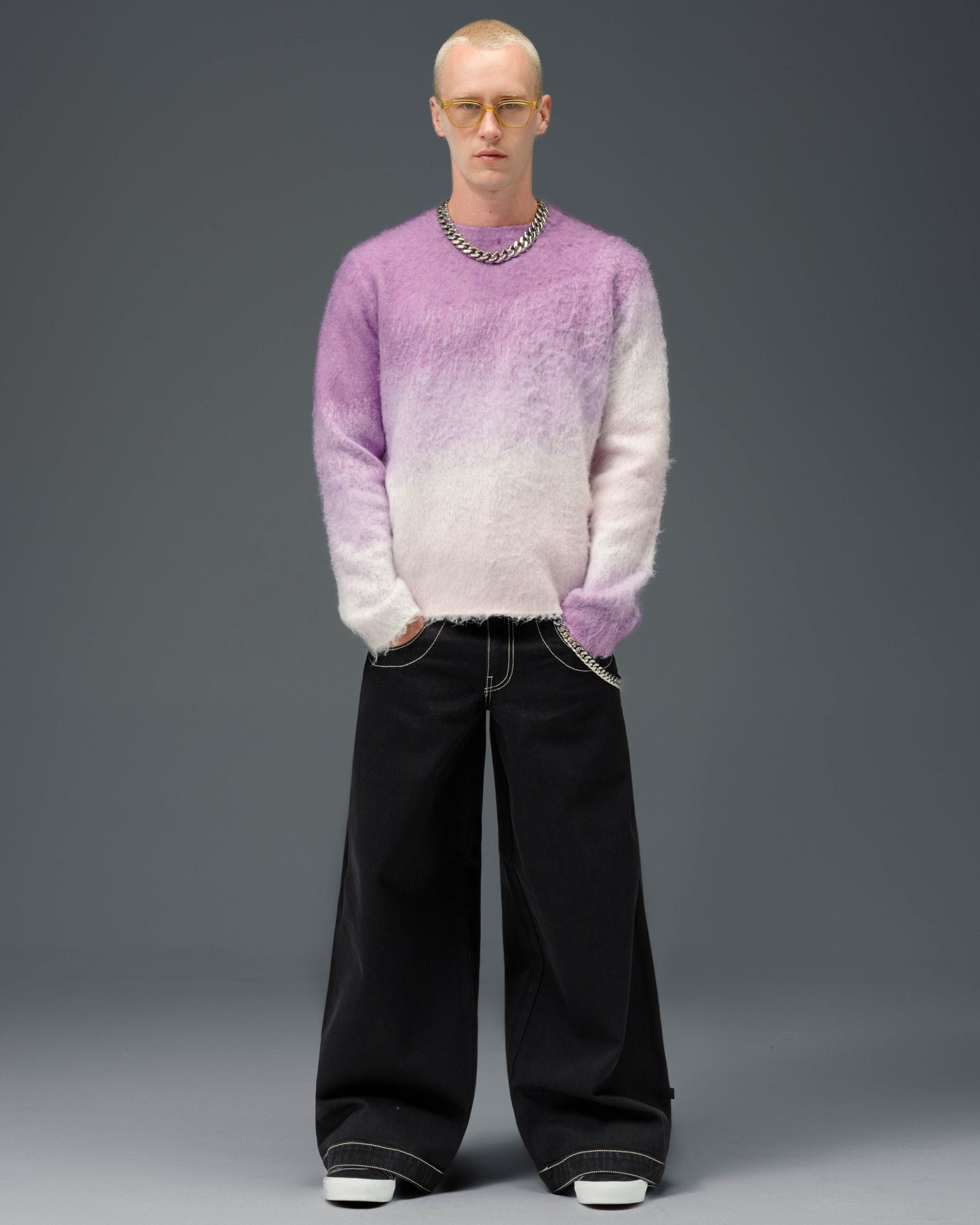 Artistical Uprising. 26". Jet Black.