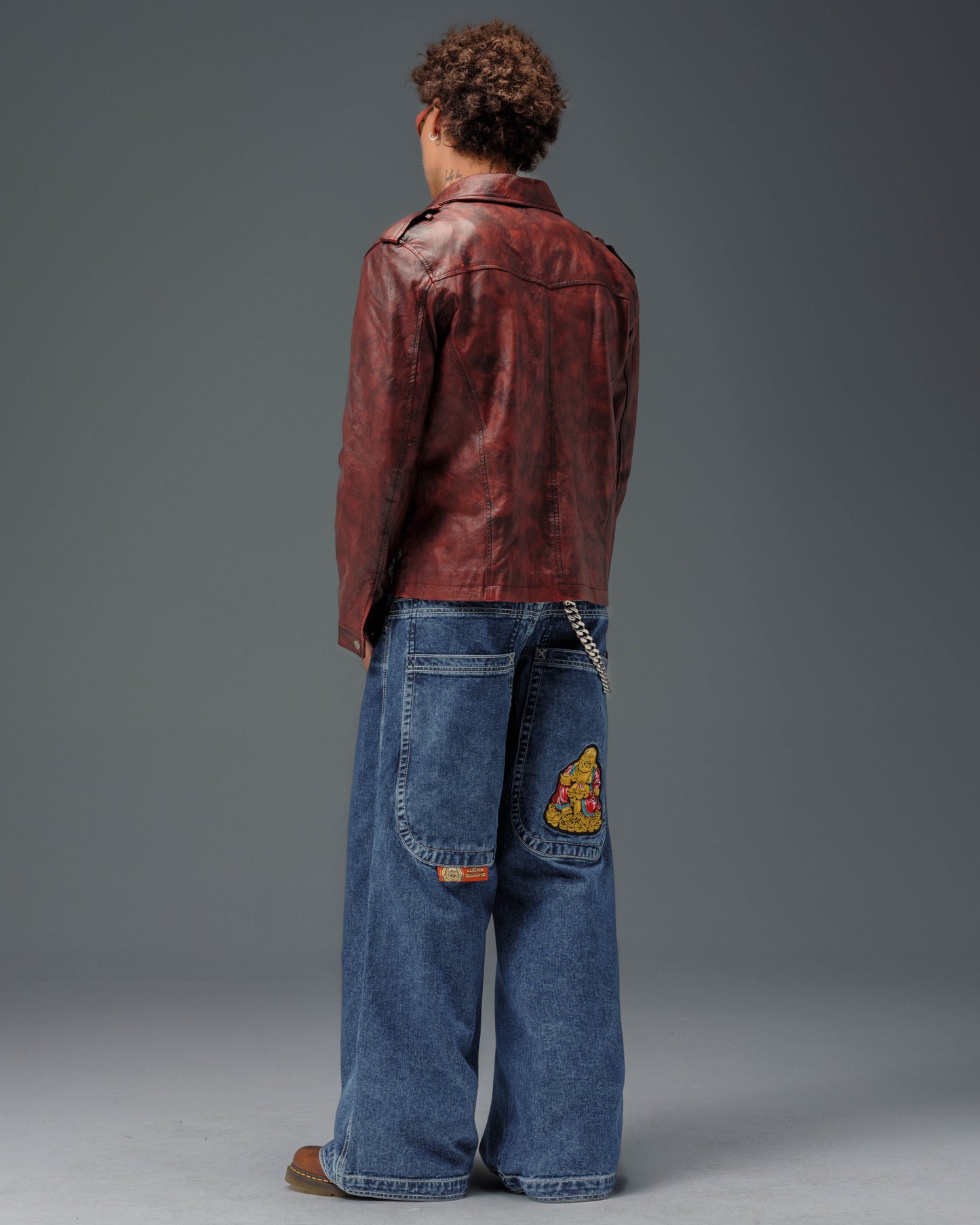 Buddha. 28". Dark Stone.