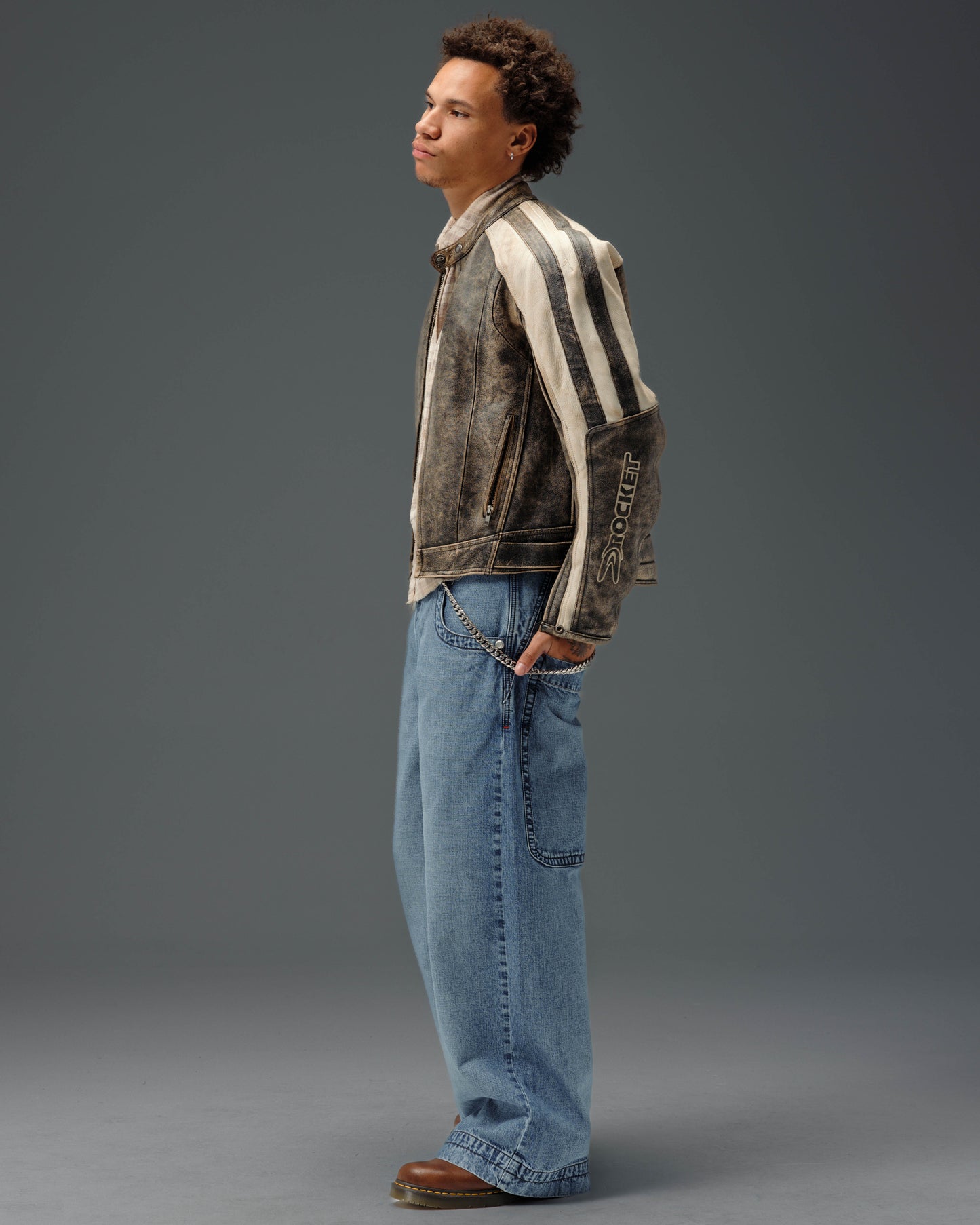 Big Rig. 26". Hand-Sand Vintage.