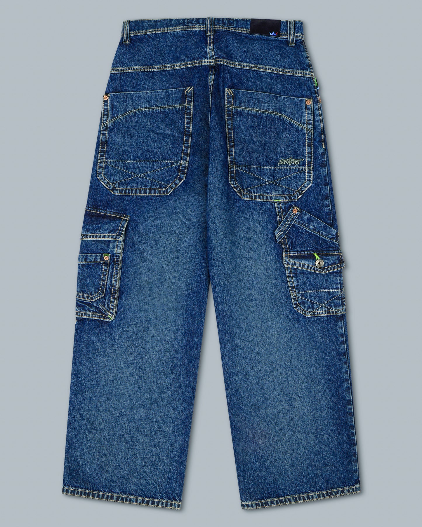 W Torque Cargo Carpenter. 23". Hand-Sand Dark Stone.