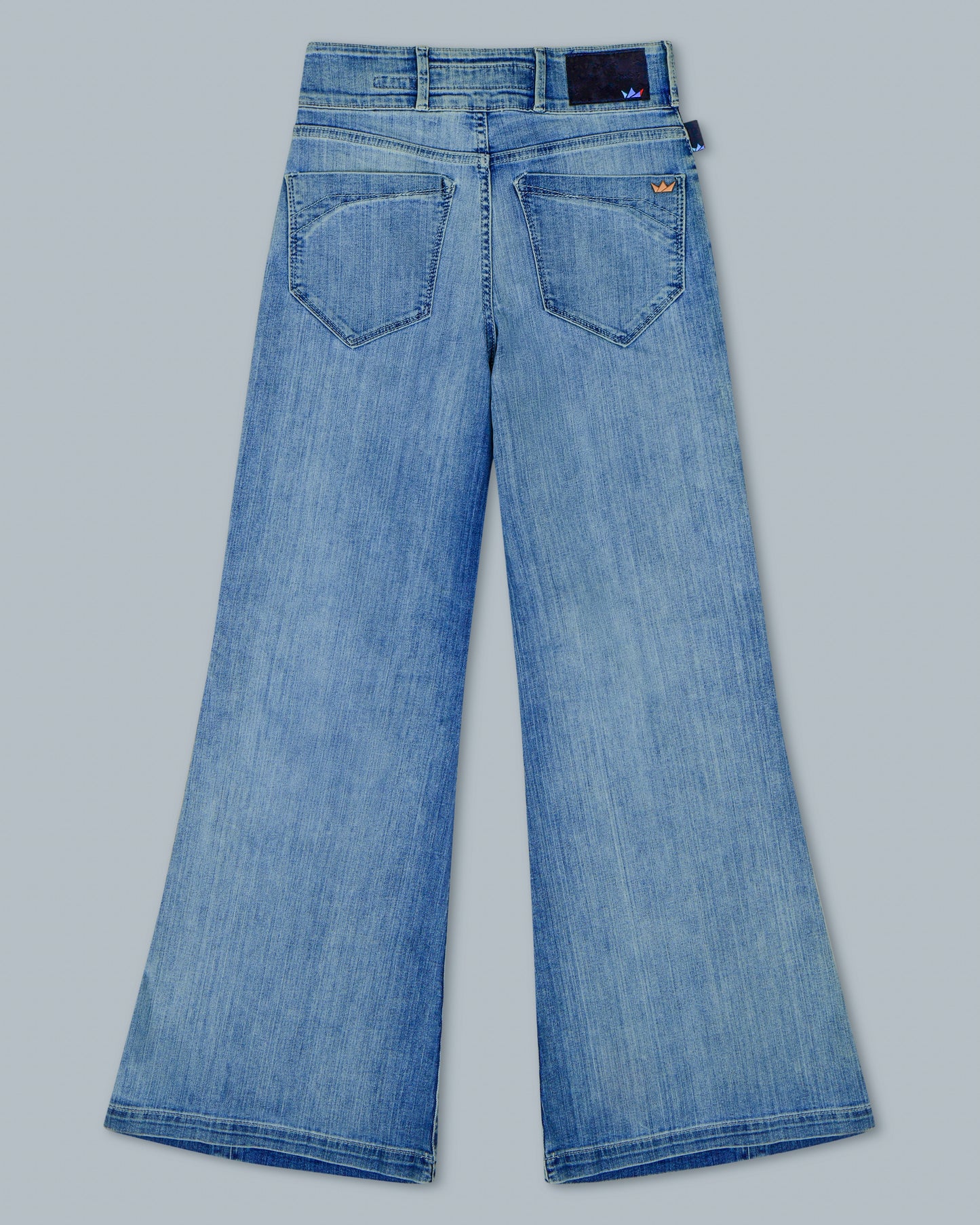 Carnelian. 28". Vintage.