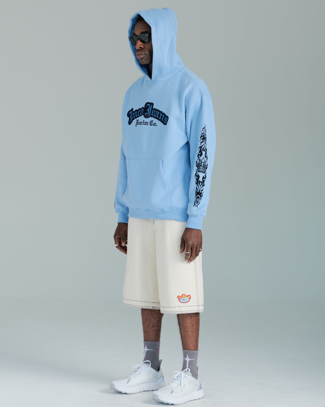 King Shorts. 14". Natural.