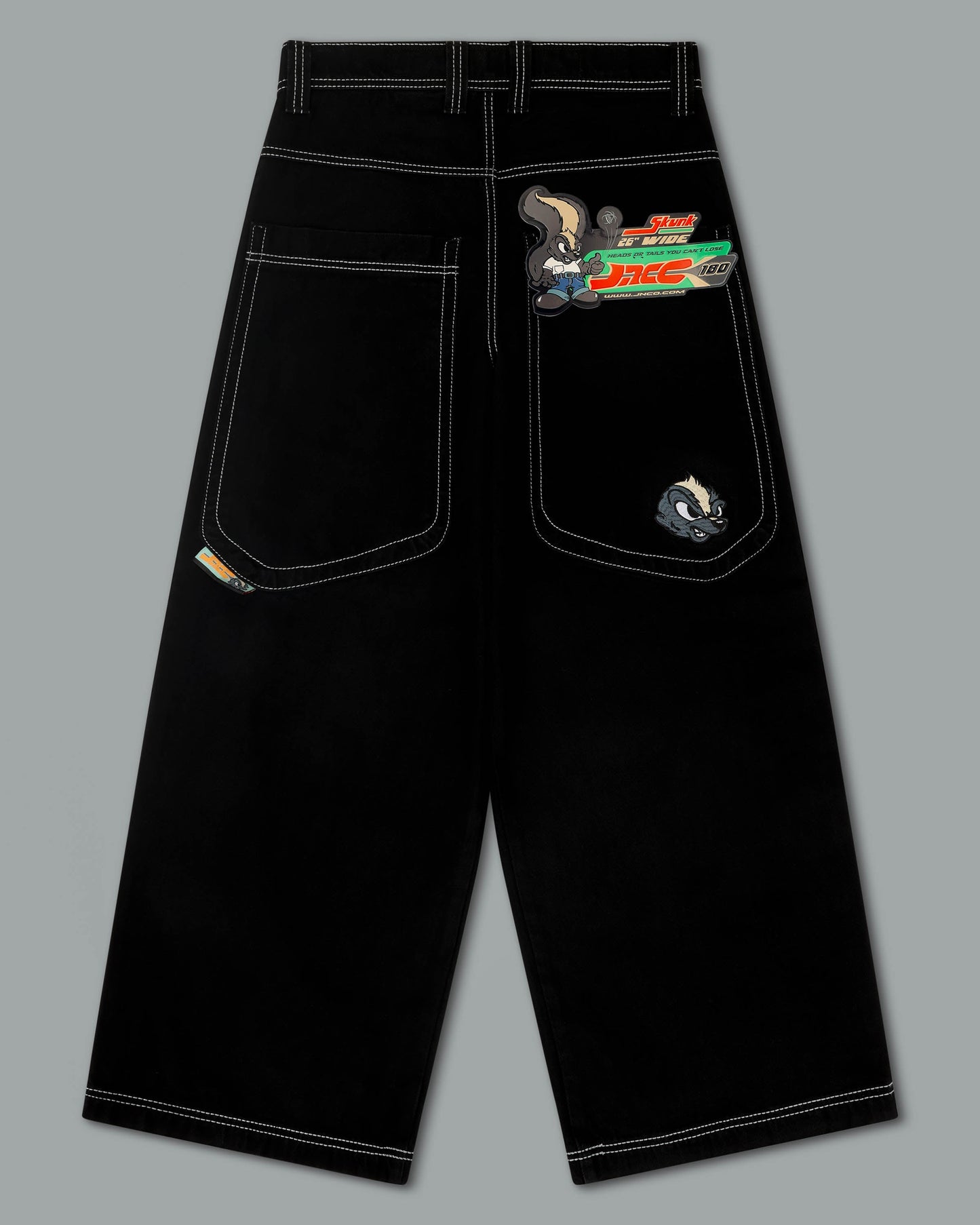 Skunk. 26". Jet Black.