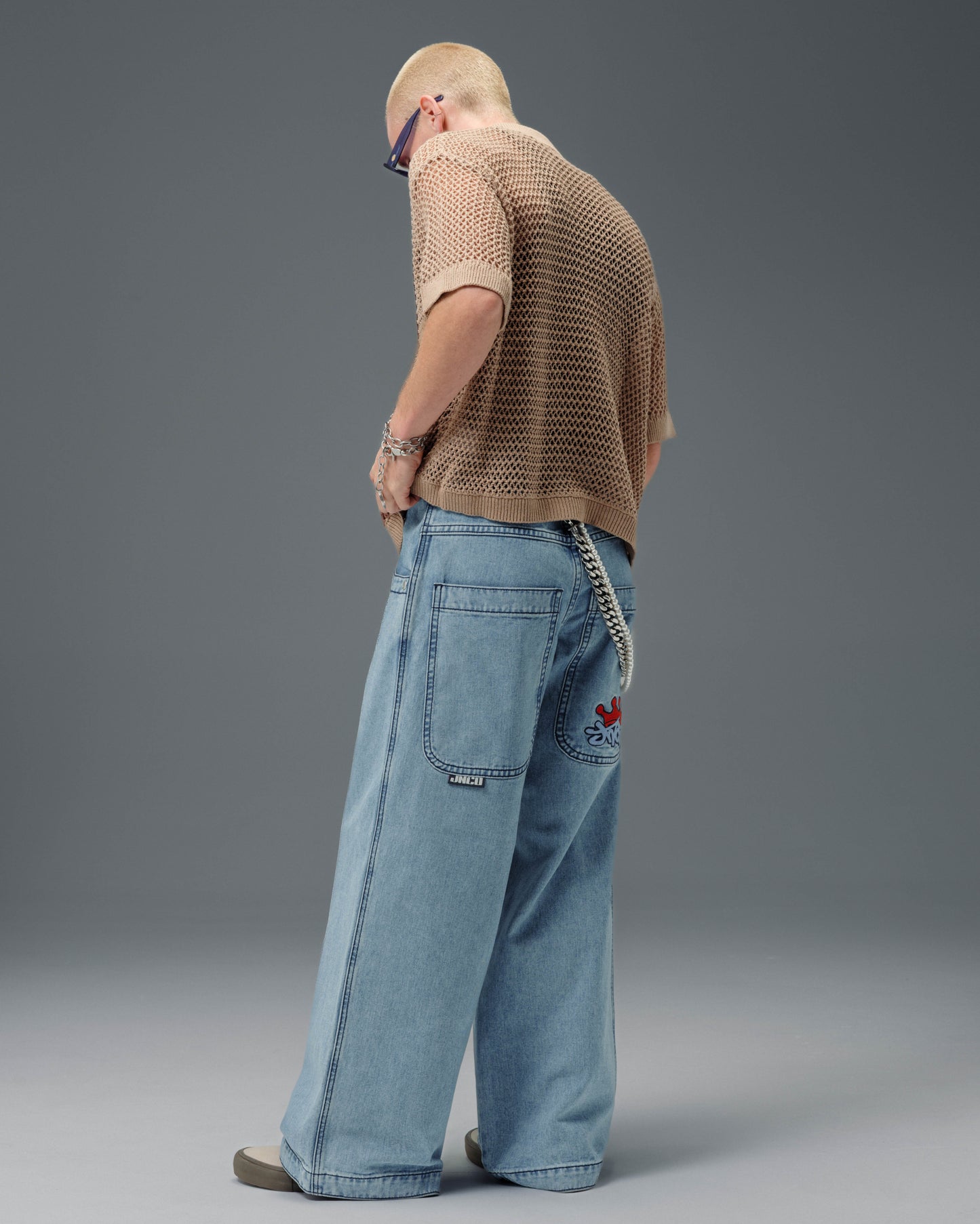 1101 Crown Cannon. 26". Antique.