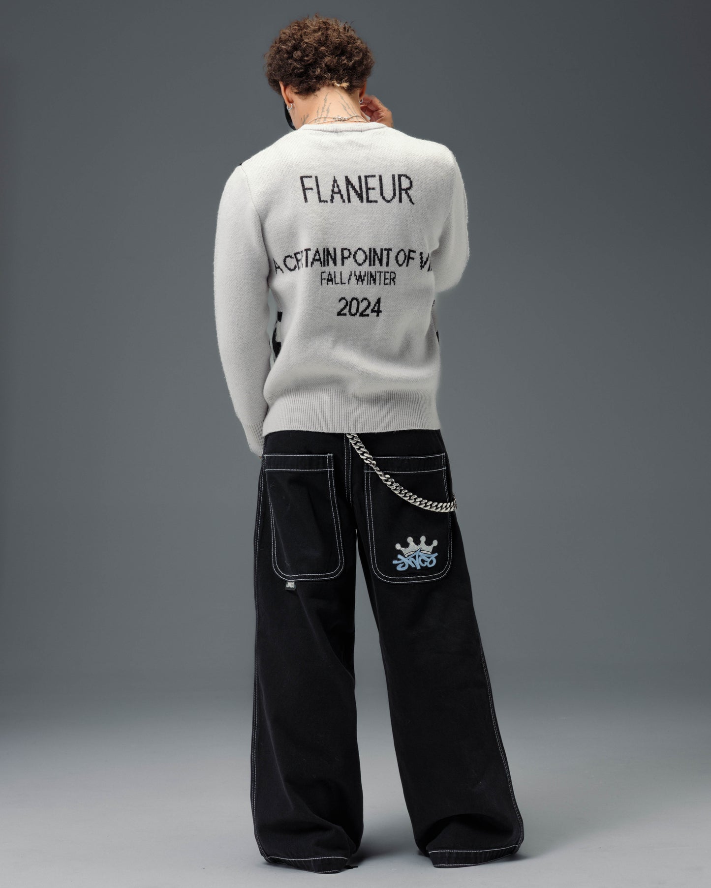 1101 Crown Cannon. 26". Jet Black.