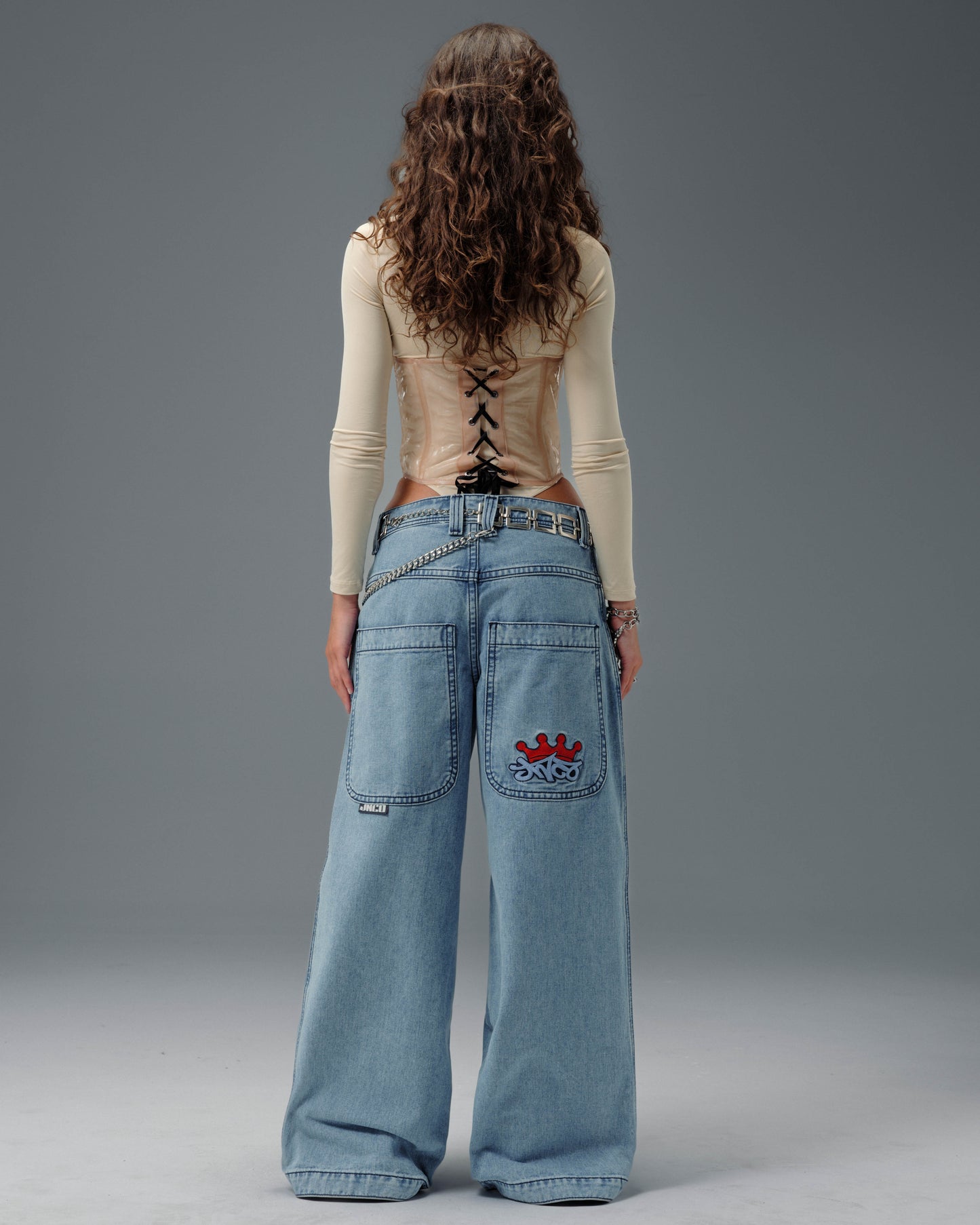 W1101 Crown Cannon. 26". Antique.