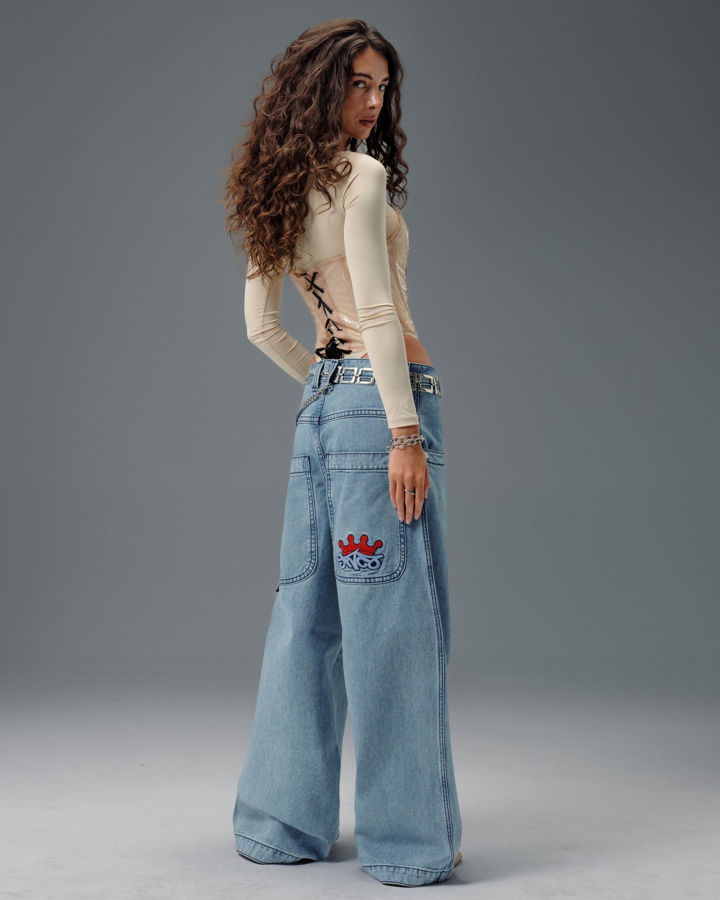 W1101 Crown Cannon. 26". Antique.