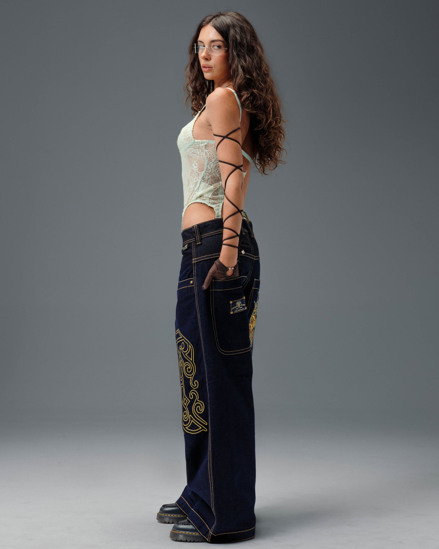 W1101 Royal Twin. 26". Dark Indigo.