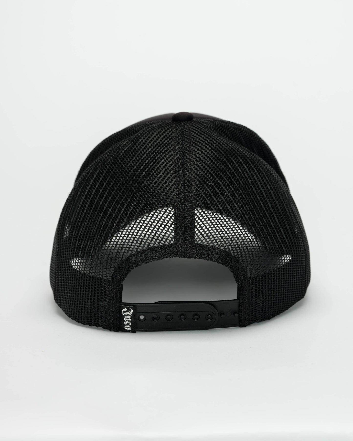 Tribal Trucker Hat. Black/ Silver.