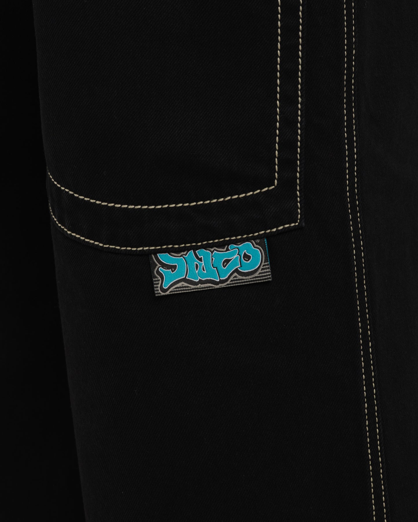 Artistical Uprising. 26". Jet Black.