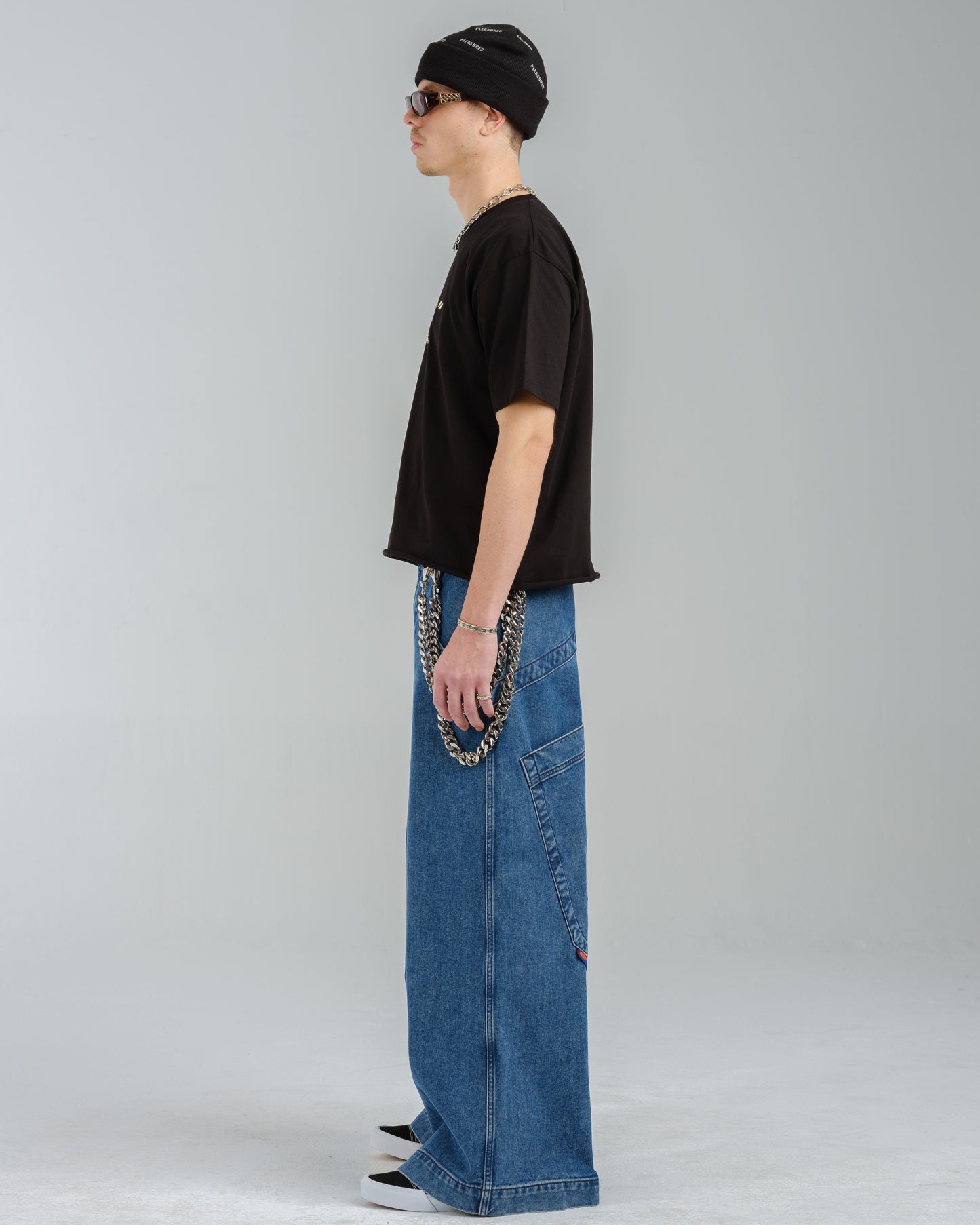 Fat Boy. 32”. Dark Stone.