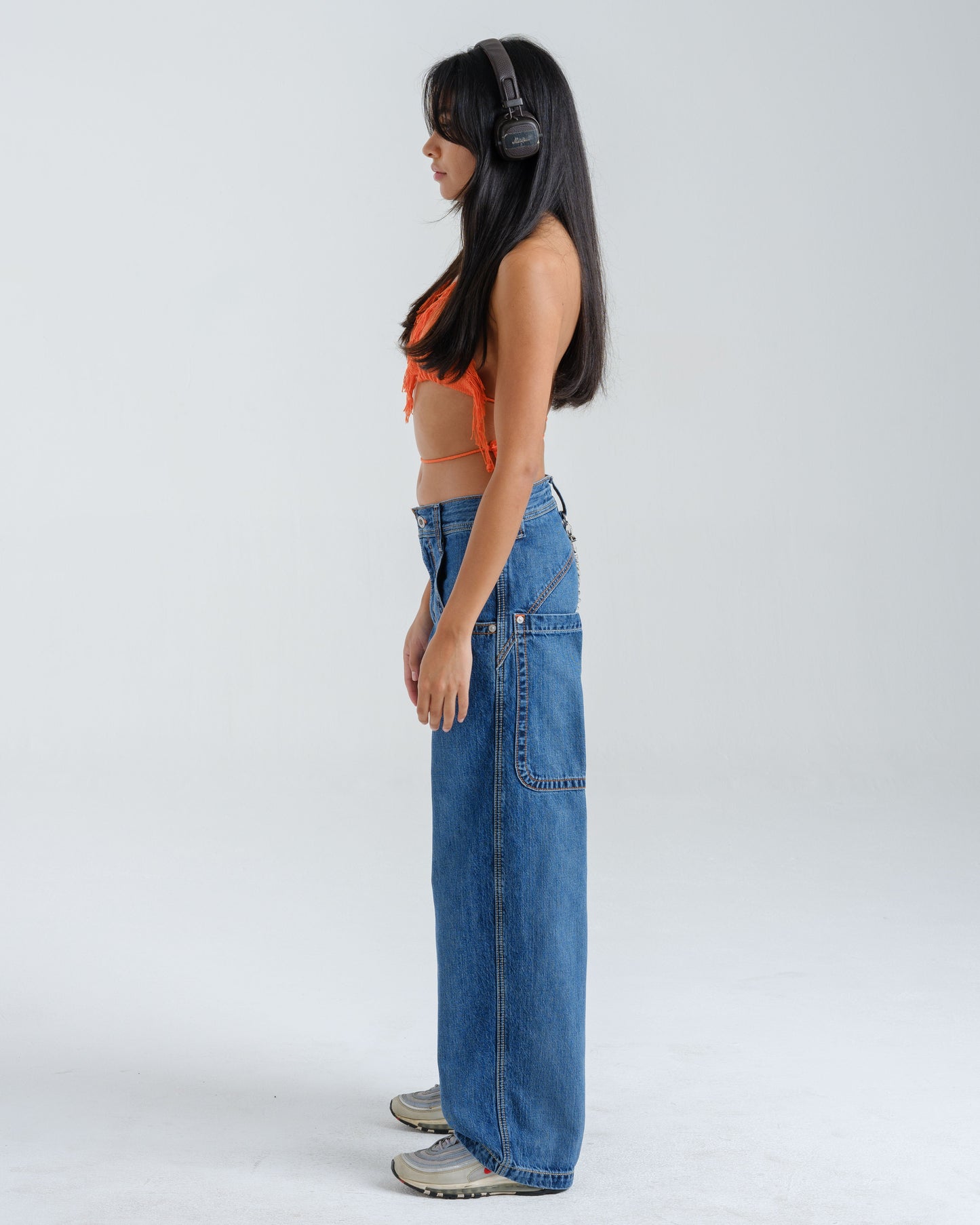 W Handyman Carpenter. 20". Hand-Sand Vintage.