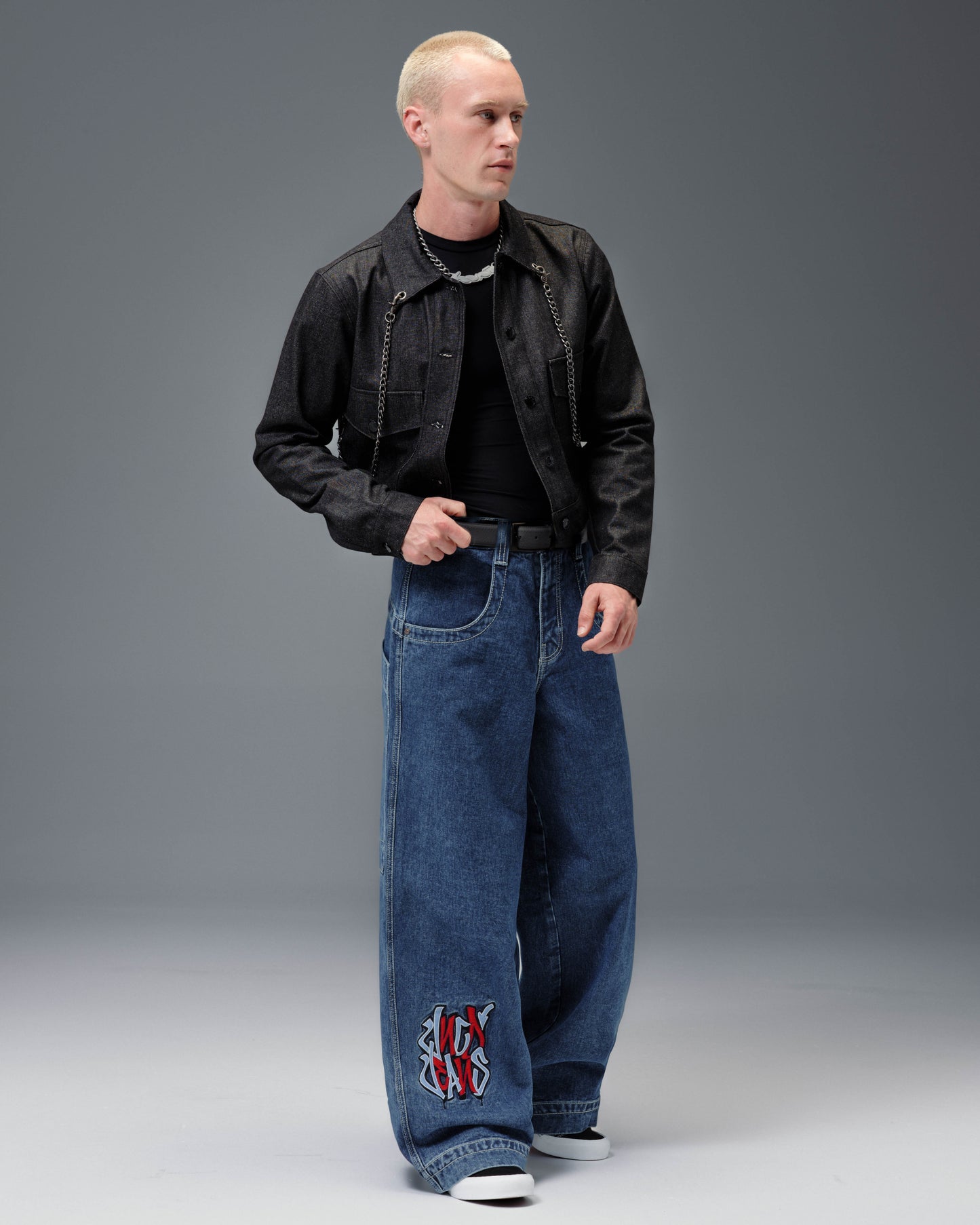 Rollin. 26". Dark Stone.