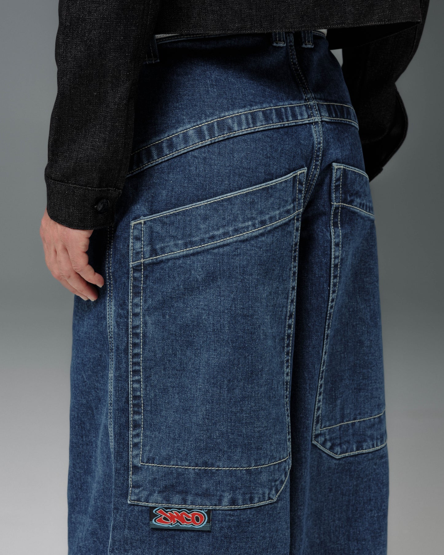 Rollin. 26". Dark Stone.