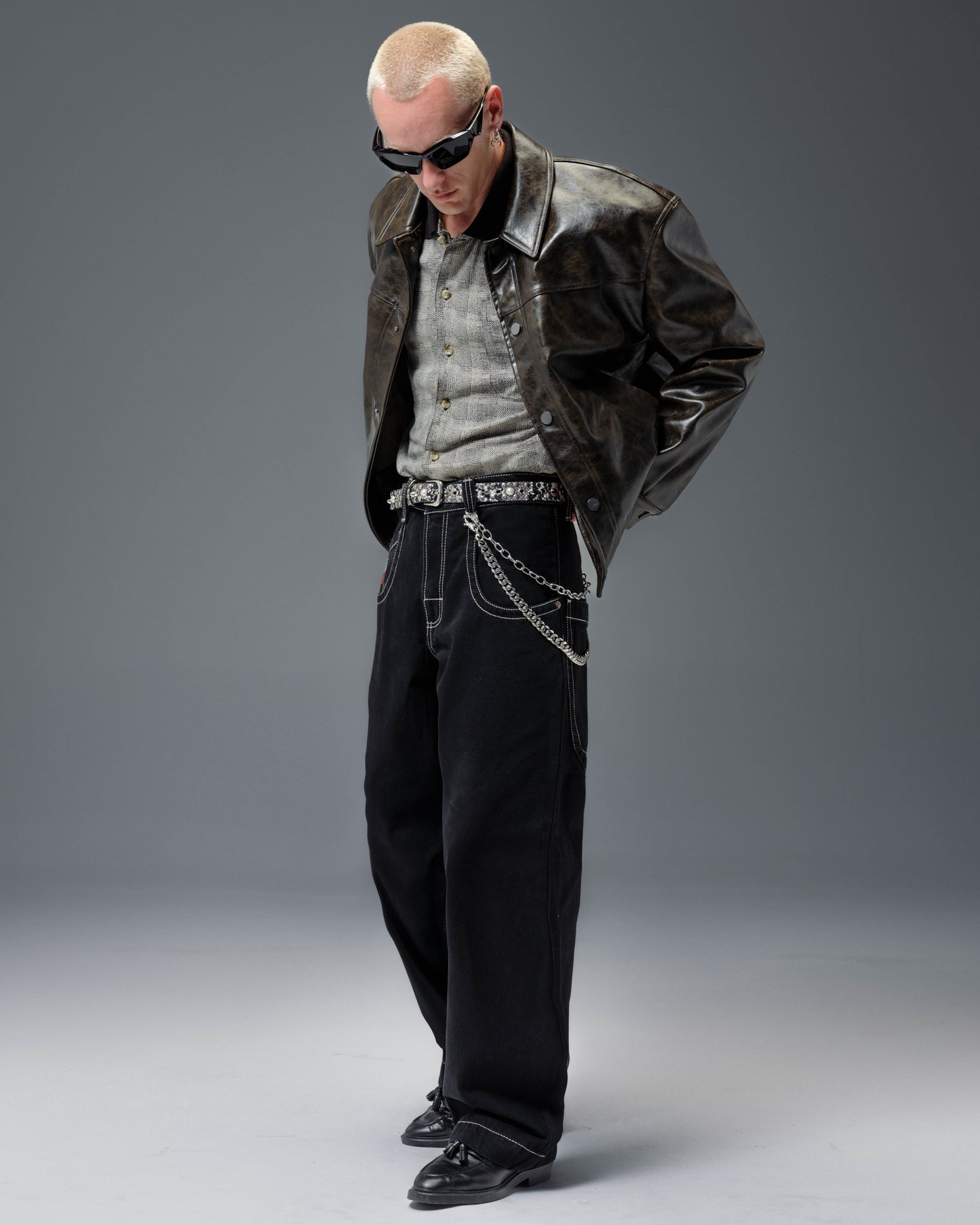 169 Low Down. 20". Jet Black.