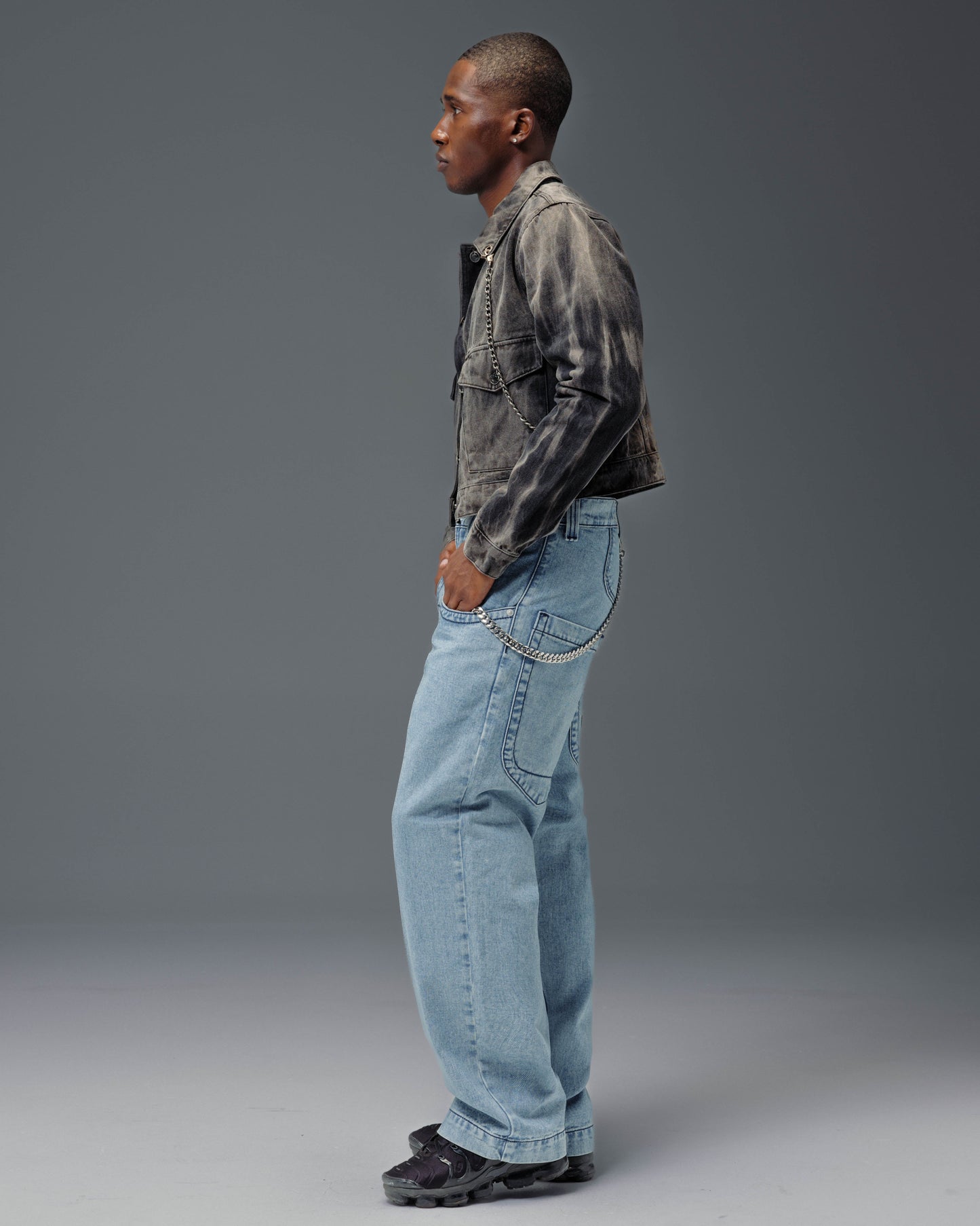 169 Low Down. 20". Antique.