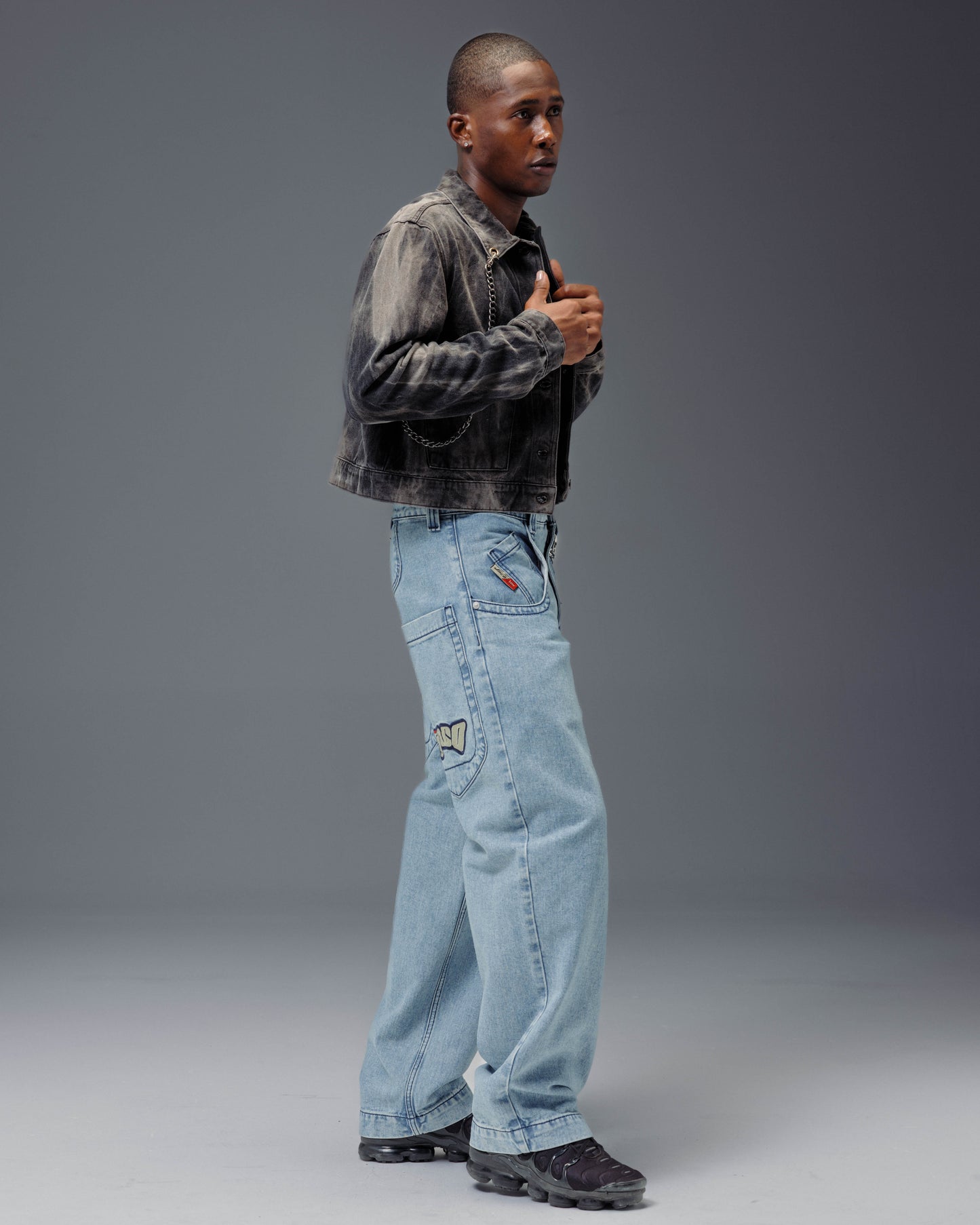 169 Low Down. 20". Antique.