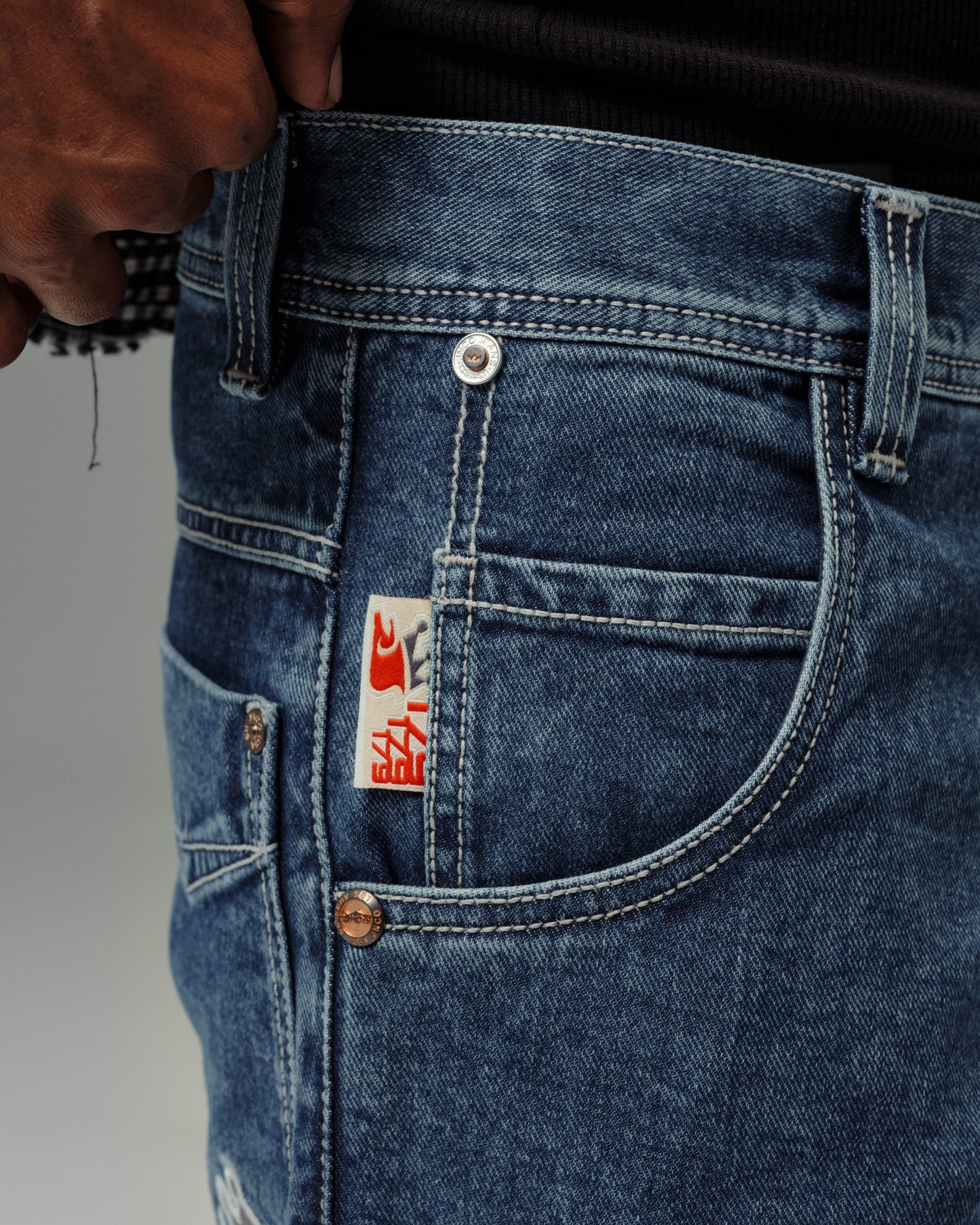 1179 Easy Wide Pipes. 23". Dark Stone.