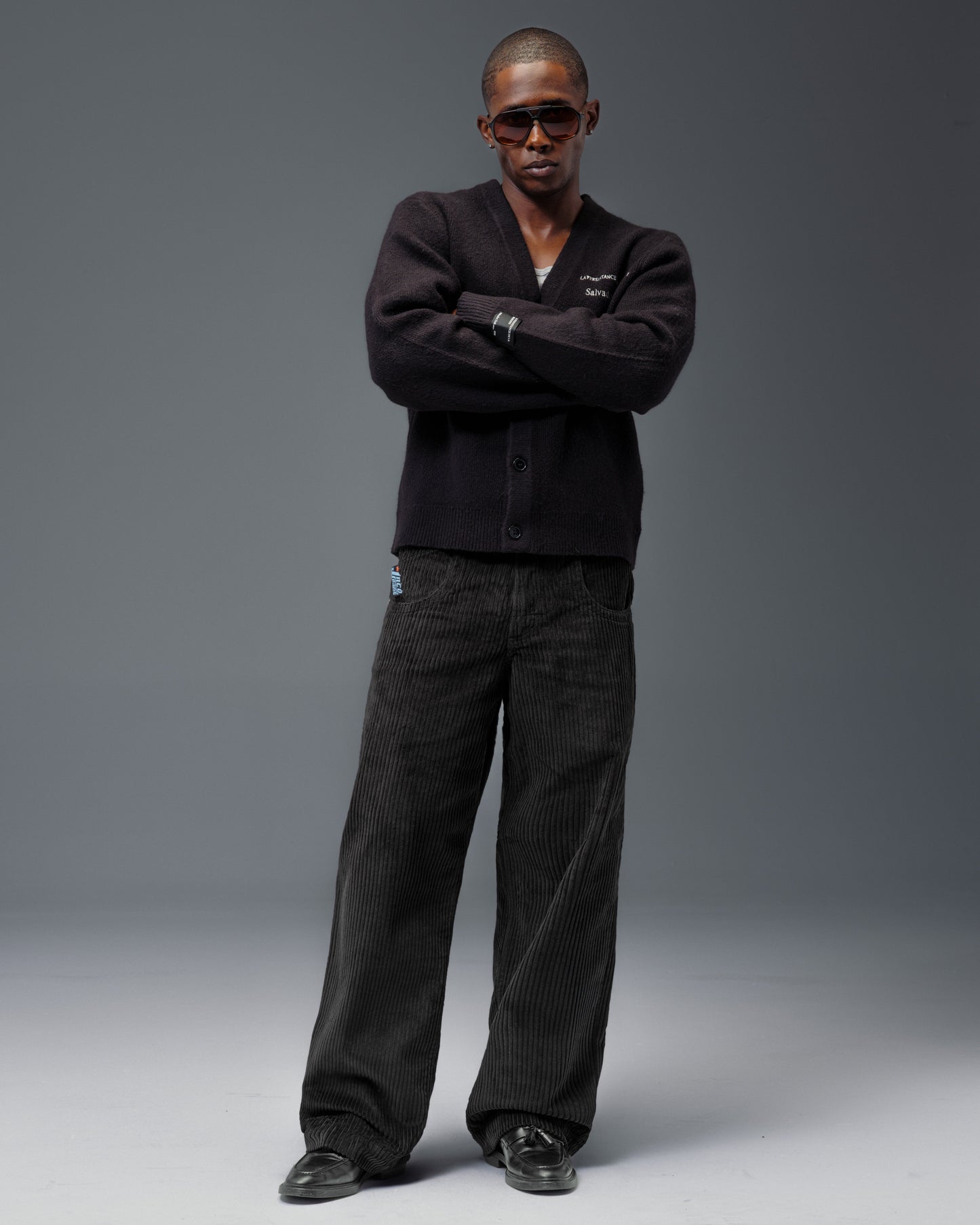 169 Low Down. 20". 4 Wale Corduroy. Black.