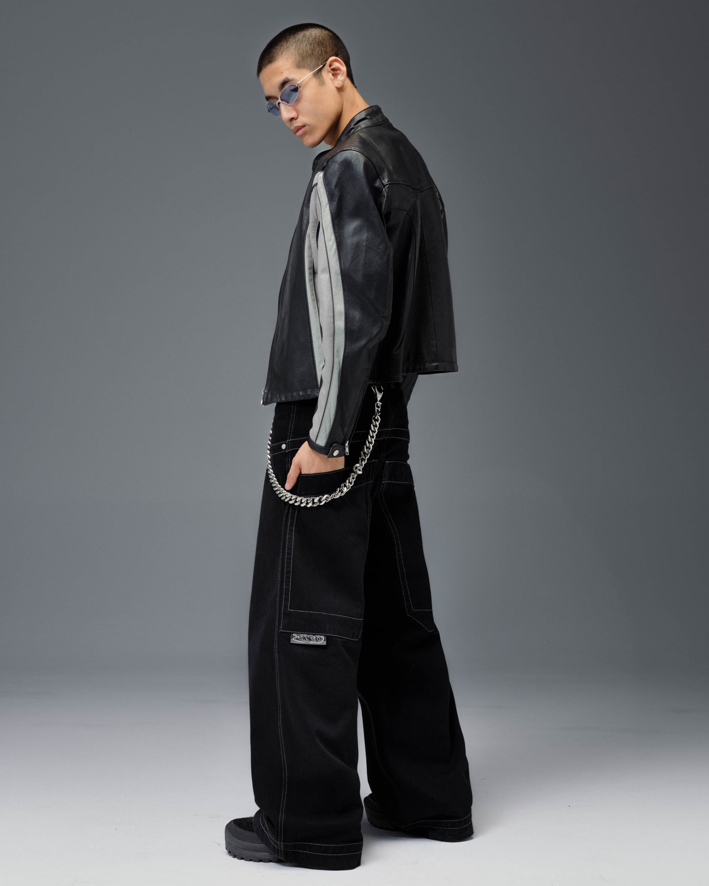 Rollin. 26". Jet Black.