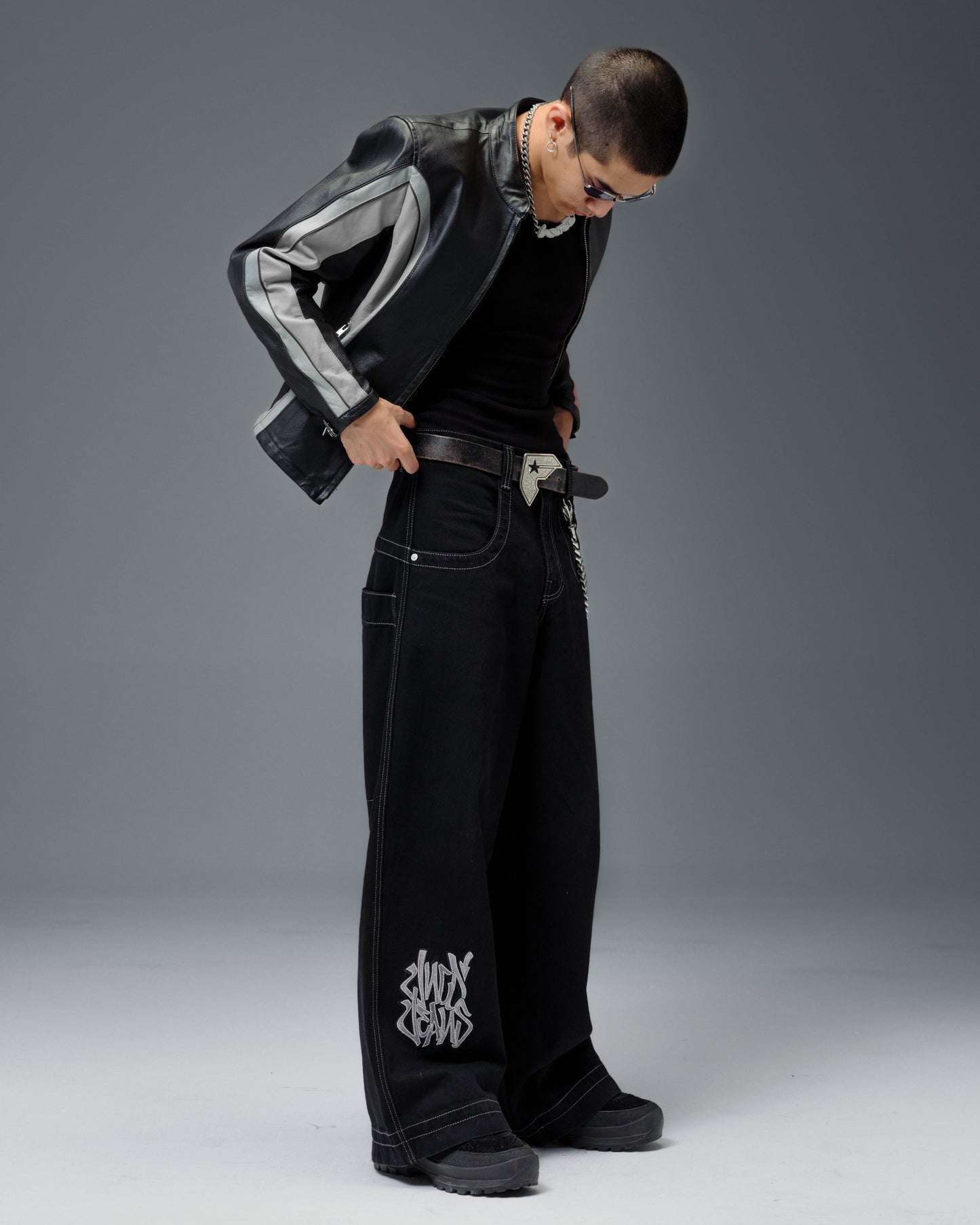 Rollin. 26". Jet Black.