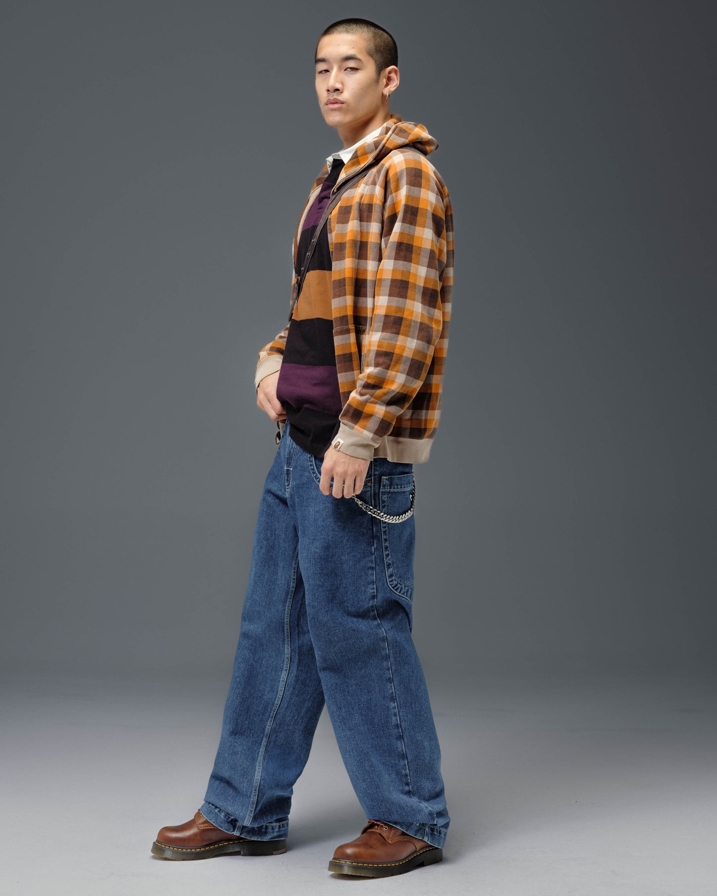 169 Low Down. 20". Dark Stone.