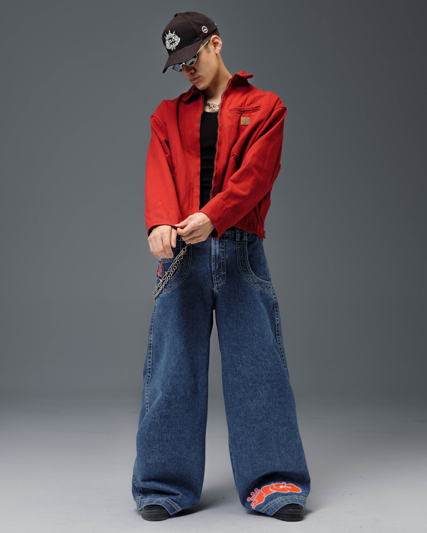 117 King. 28". Dark Stone.