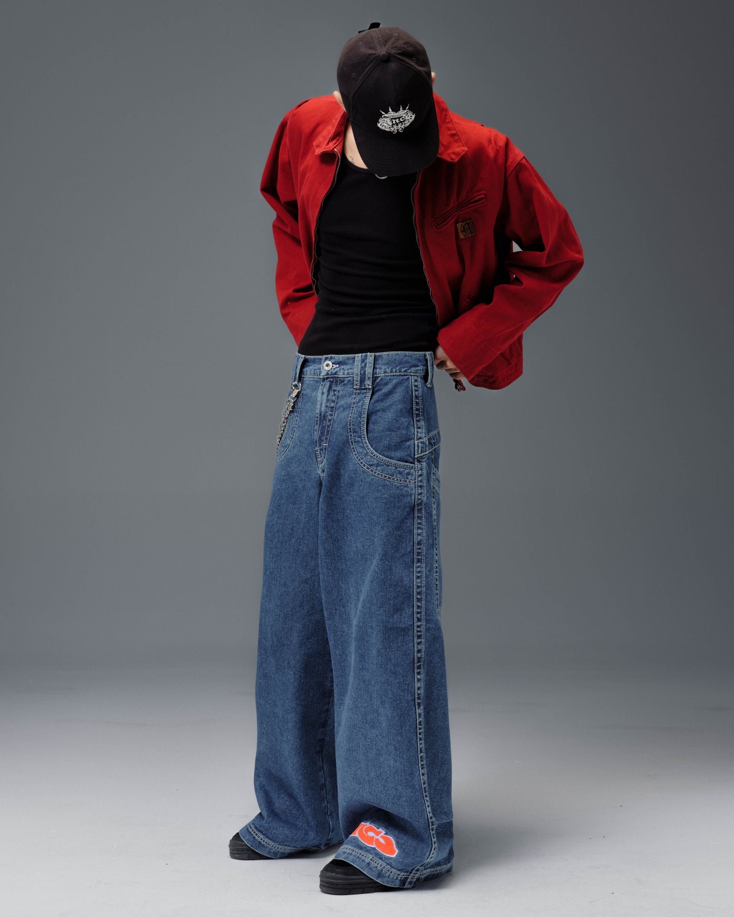 117 King. 28". Dark Stone.