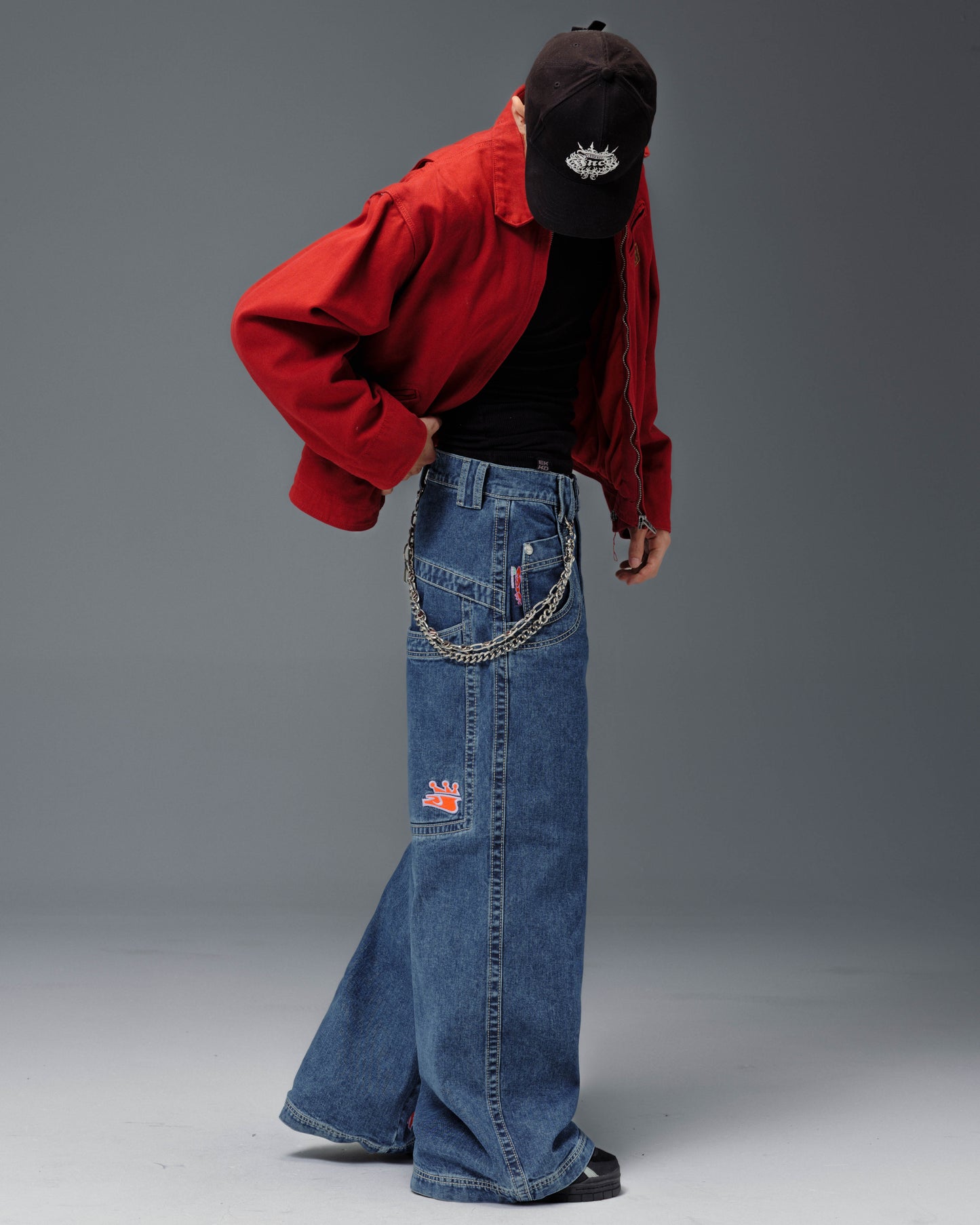 117 King. 28". Dark Stone.