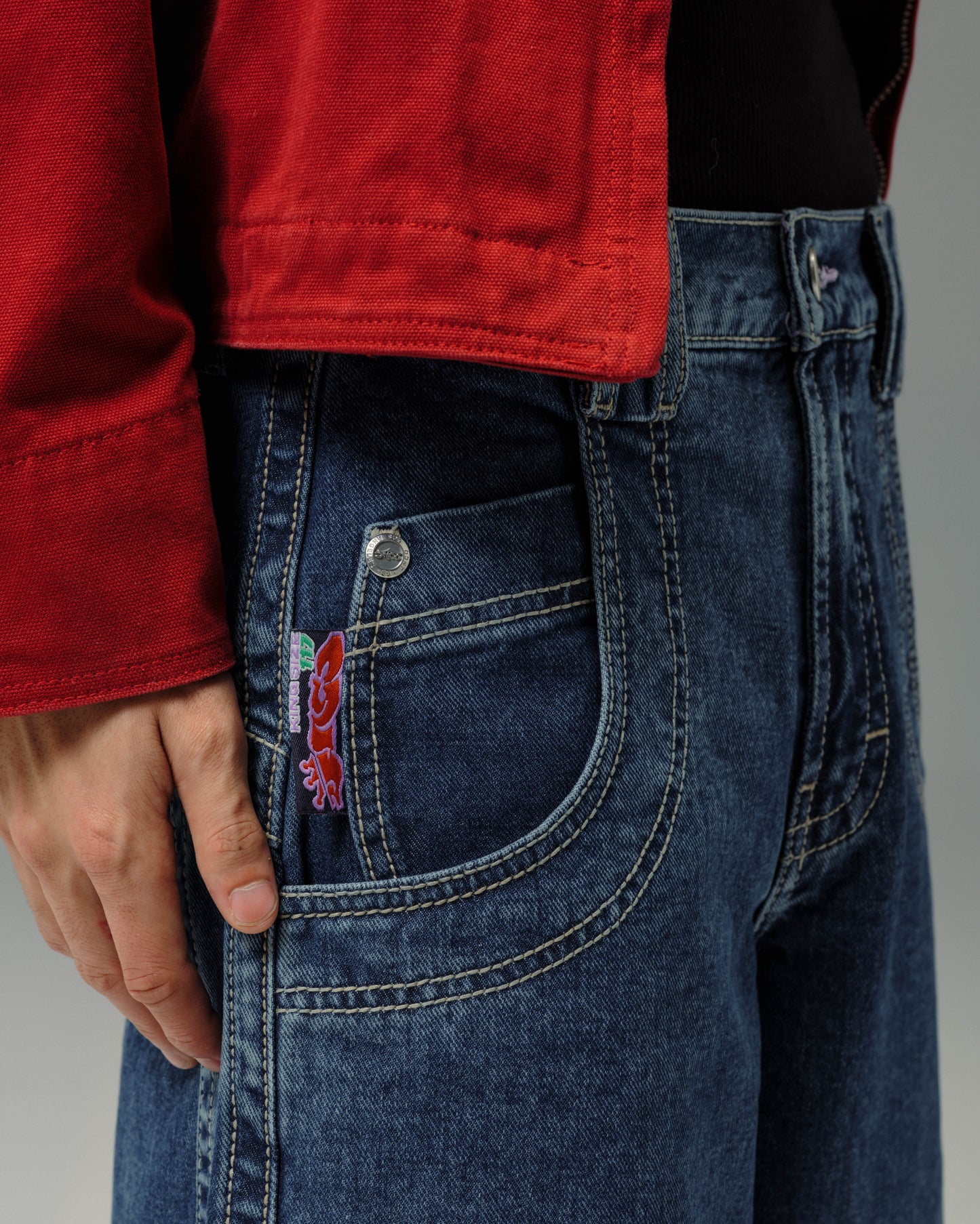 117 King. 28". Dark Stone.