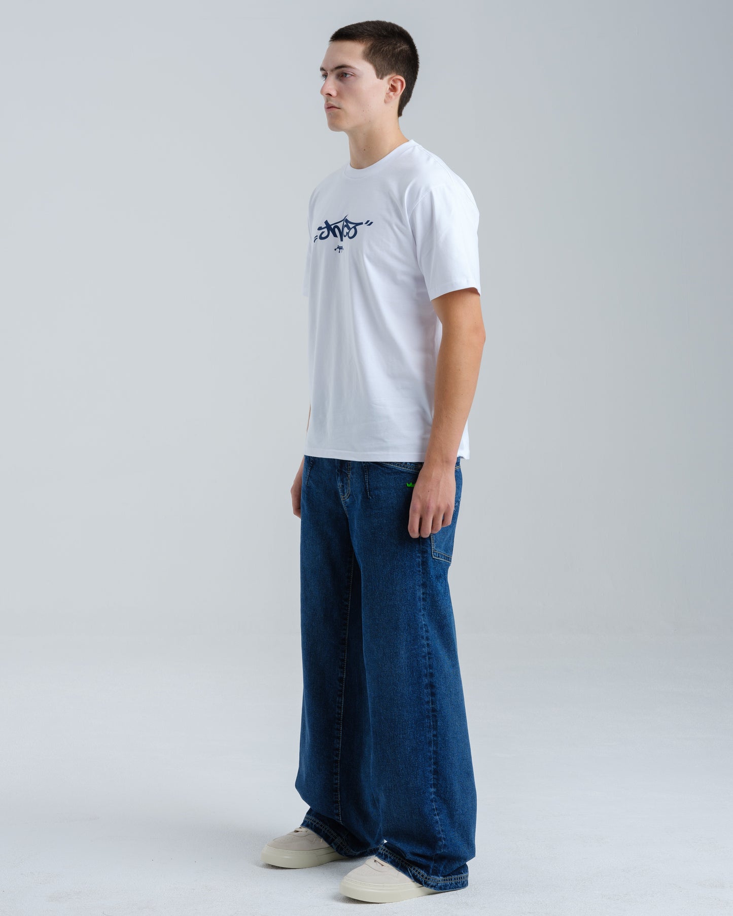 Hauler. 23". Hand-Sand Dark Stone.