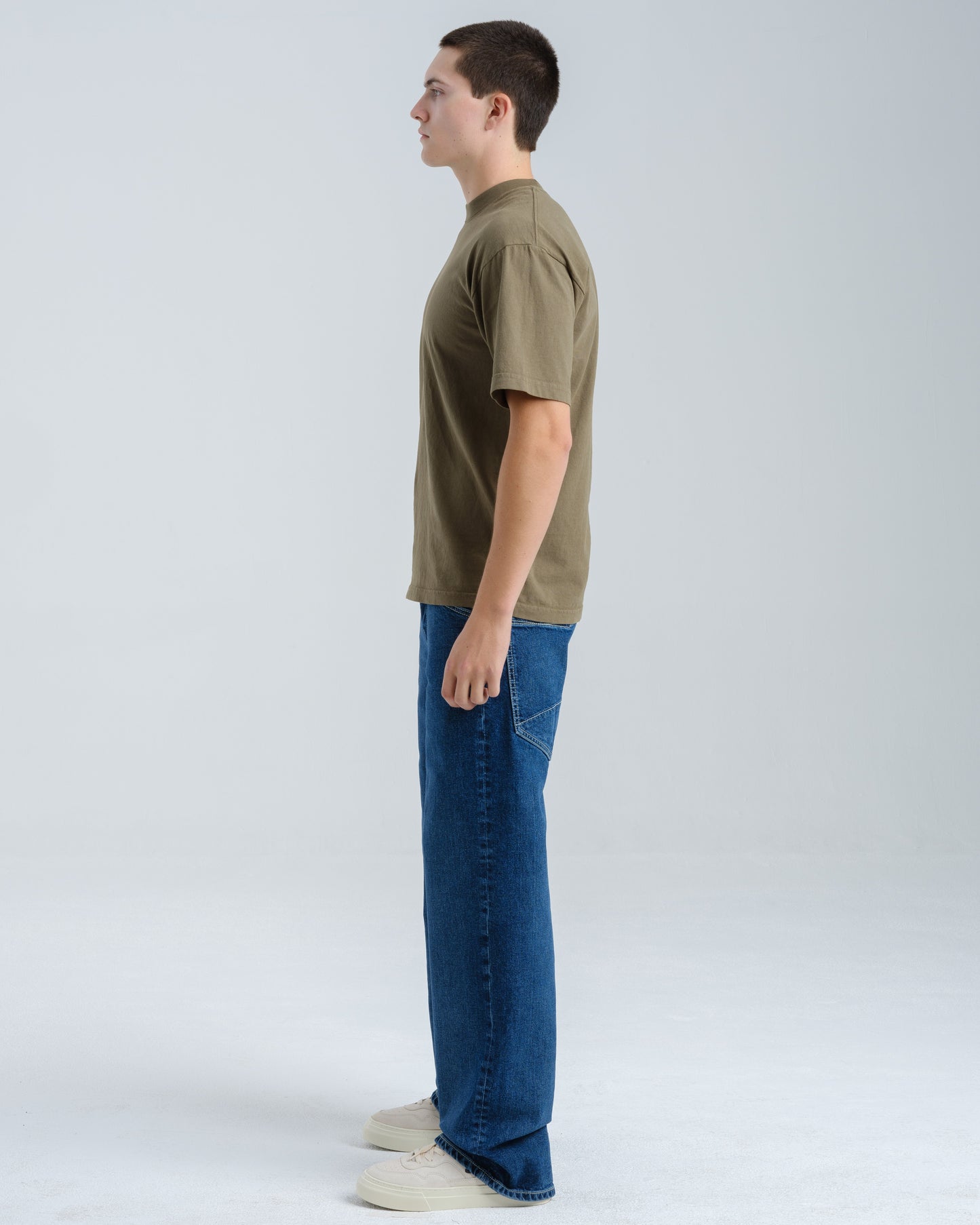 Pivot. 21". Hand-Sand Dark Stone.