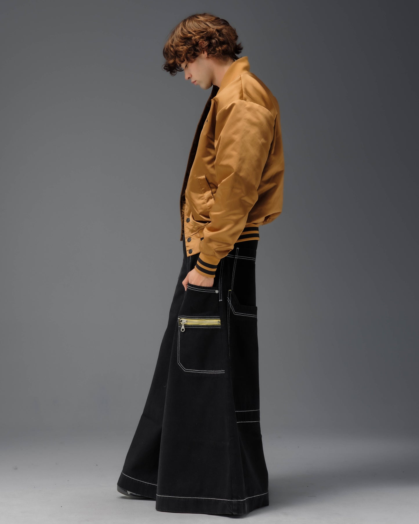 Crime Scene. 50". Jet Black.