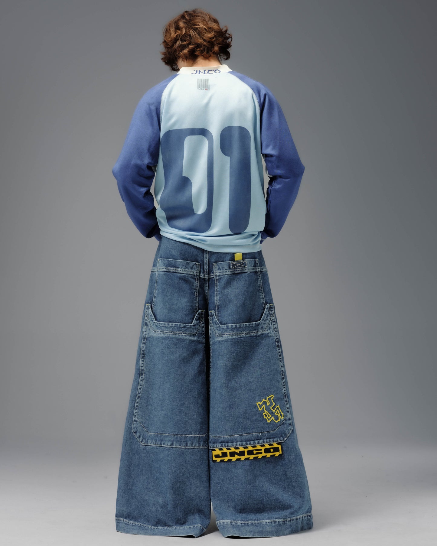 Crime Scene. 50". Dark Stone.