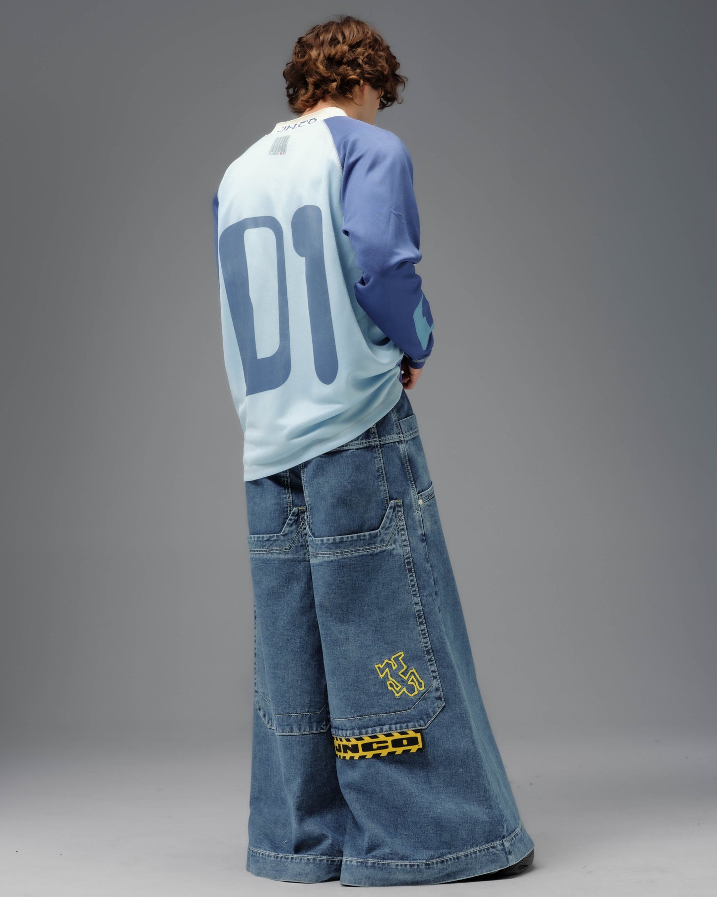 Crime Scene. 50". Dark Stone.