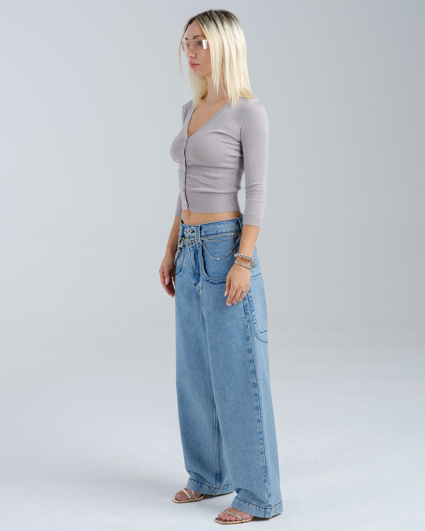 W169 Low Down. 20". Antique.