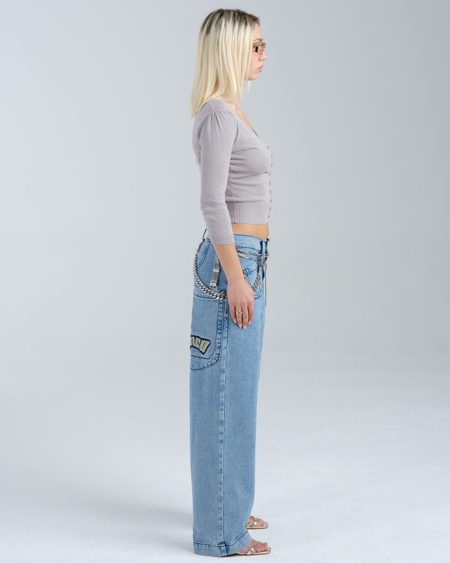 W169 Low Down. 20". Antique.