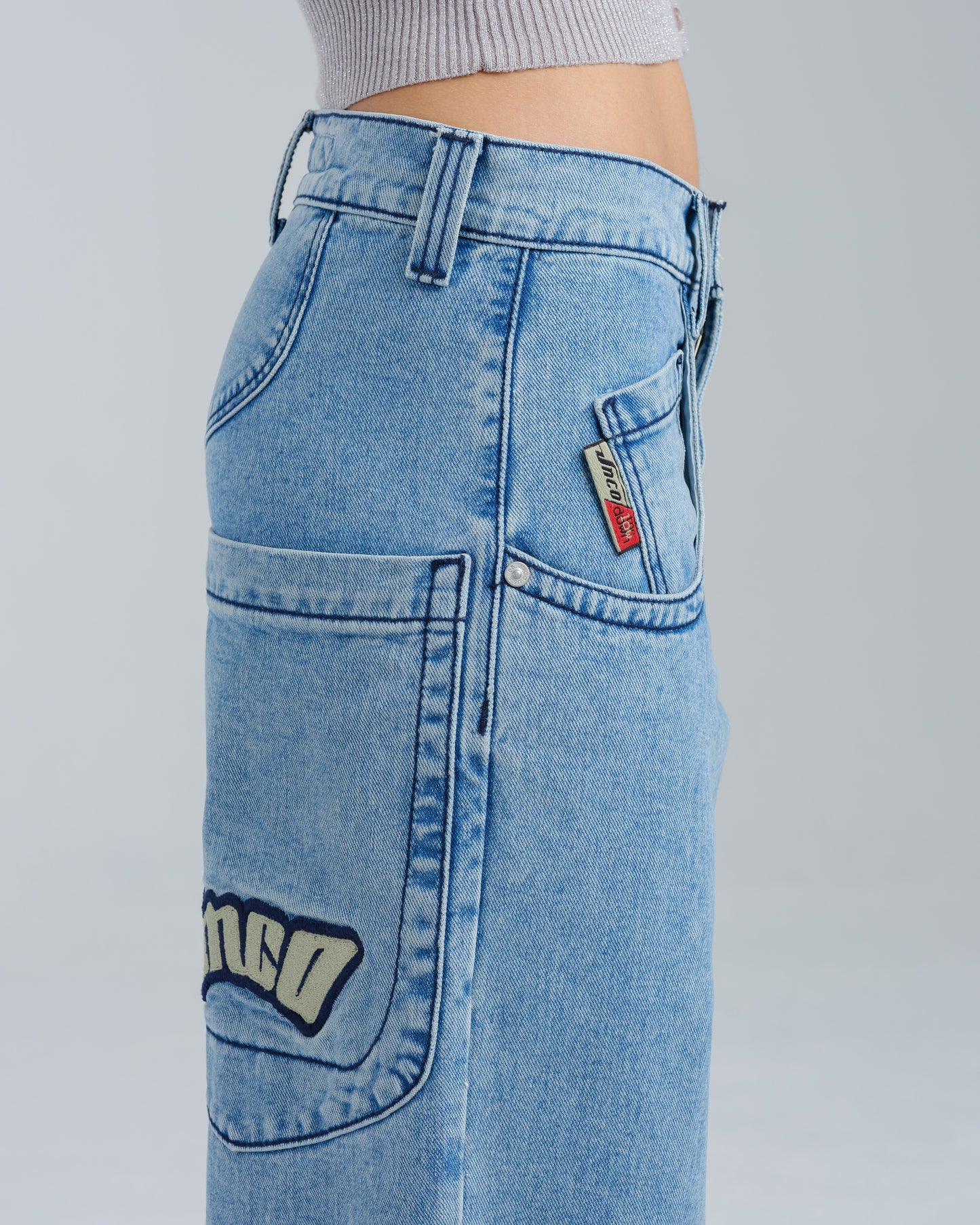 W169 Low Down. 20". Antique.