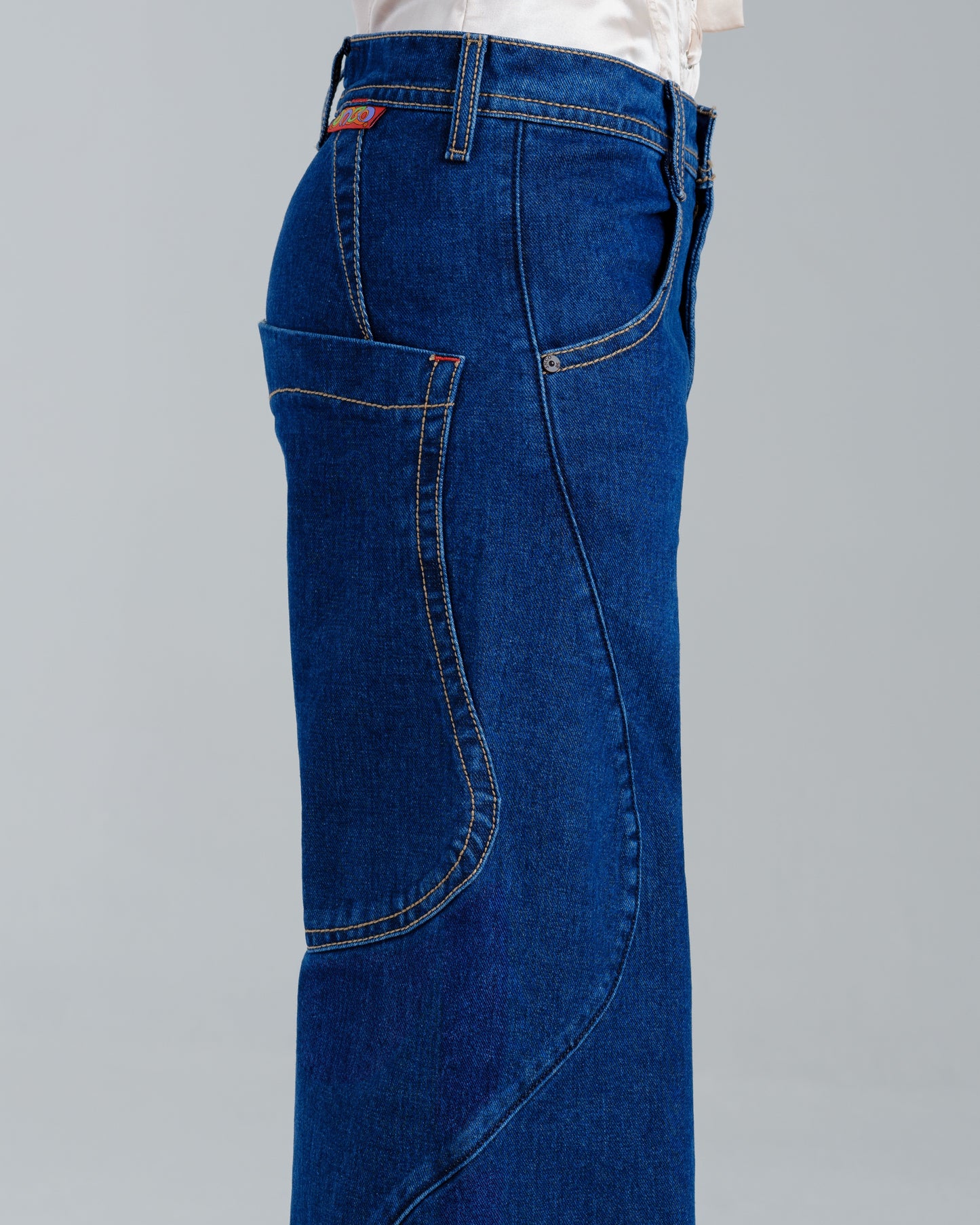 Analog Breakdown. 30”. Deep Dark Stone.