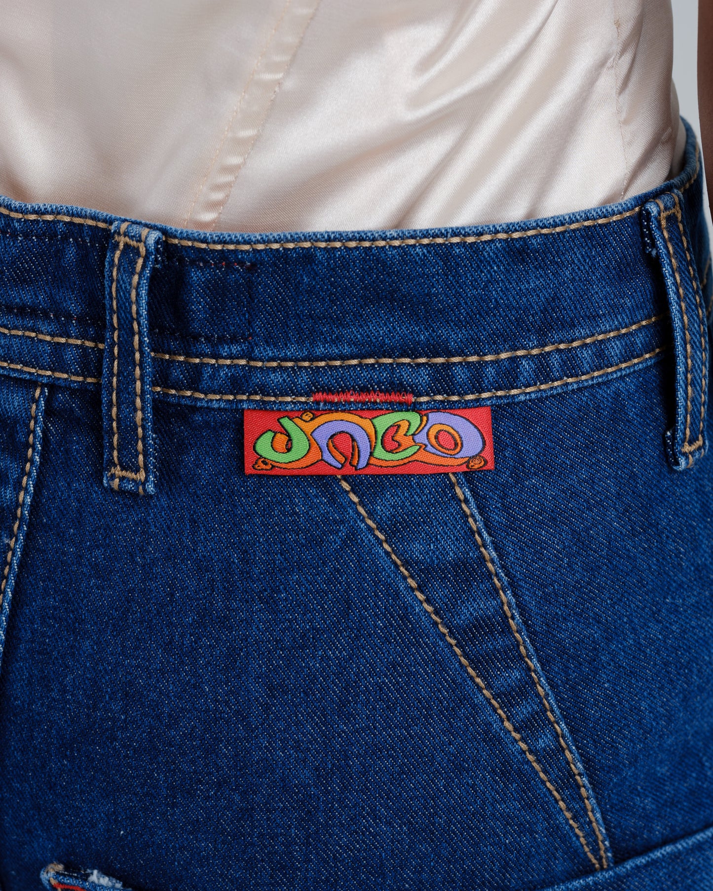 Analog Breakdown. 30”. Deep Dark Stone.