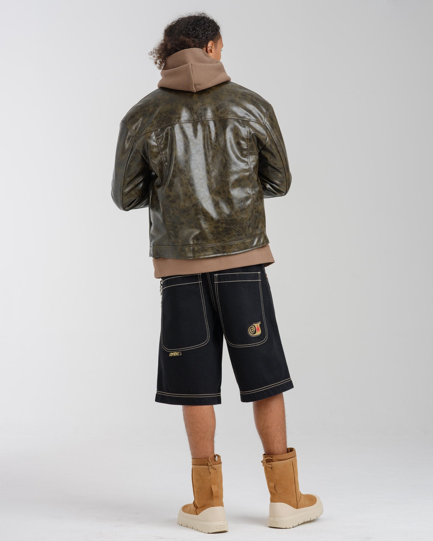 101 Twin Cannon Shorts. 14". Black/Gold J.