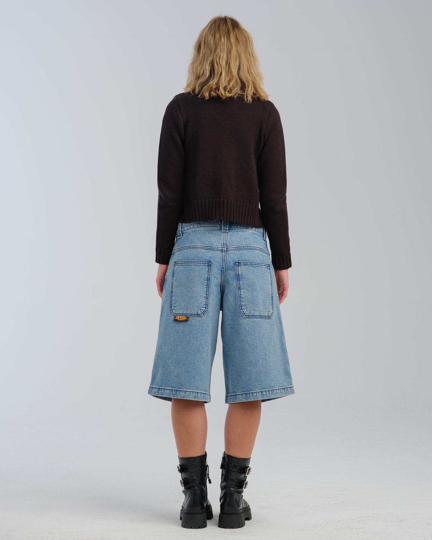 W179 Pipes Shorts. 14" Inseam. Antique.