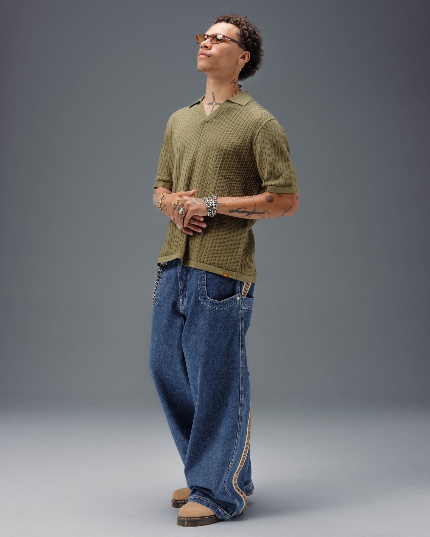 Slug. 26". Dark Stone.