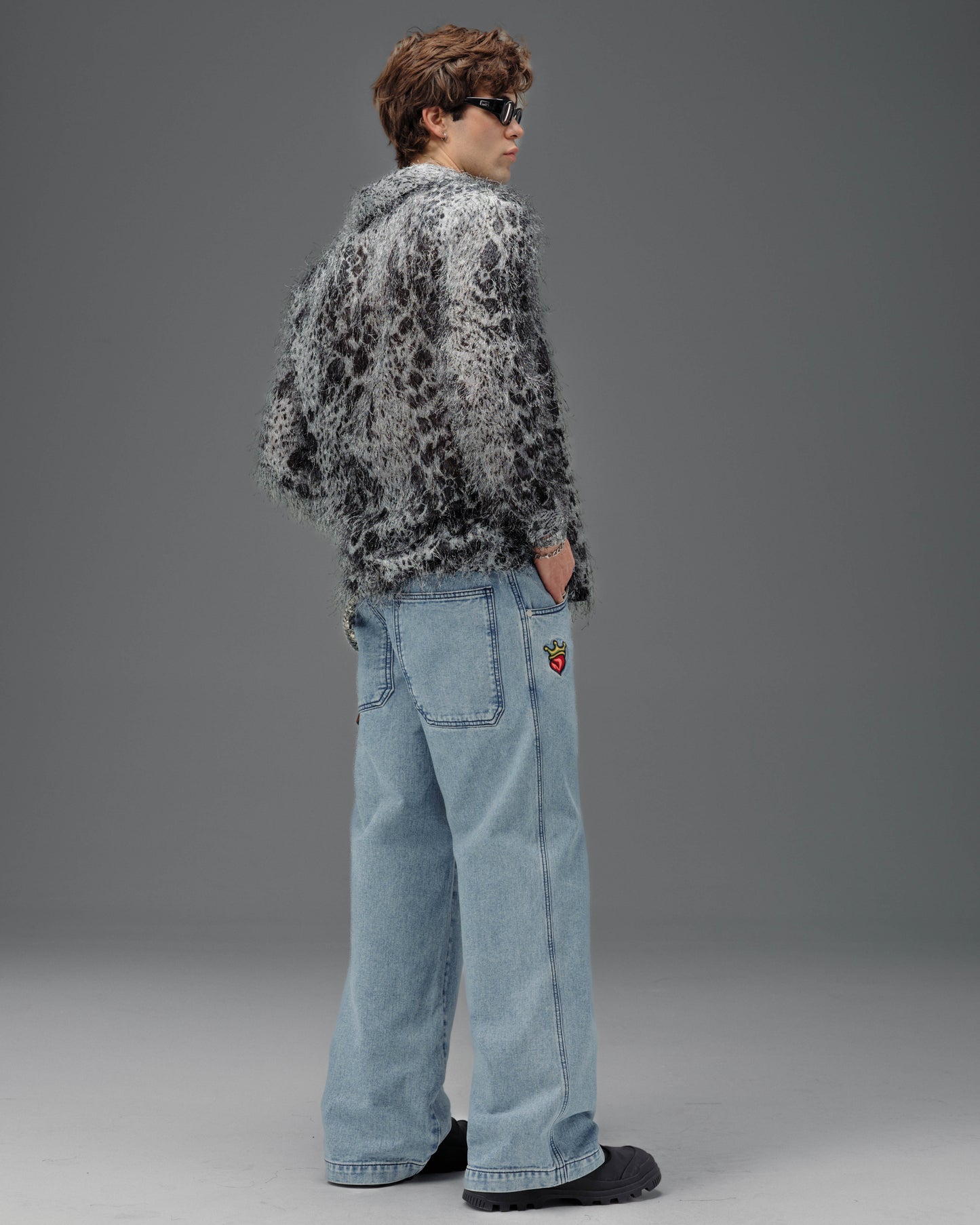 179 Pipes. 23". Antique.