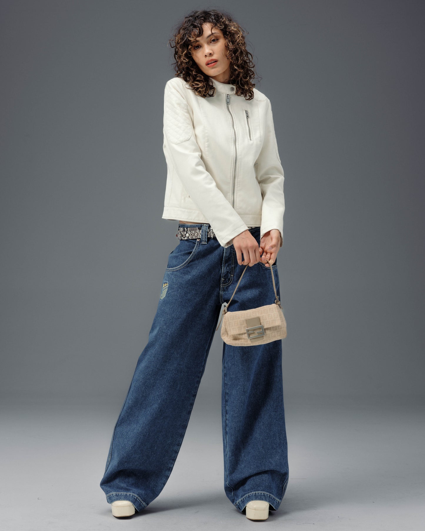 W179 Pipes. 23". Dark Stone.