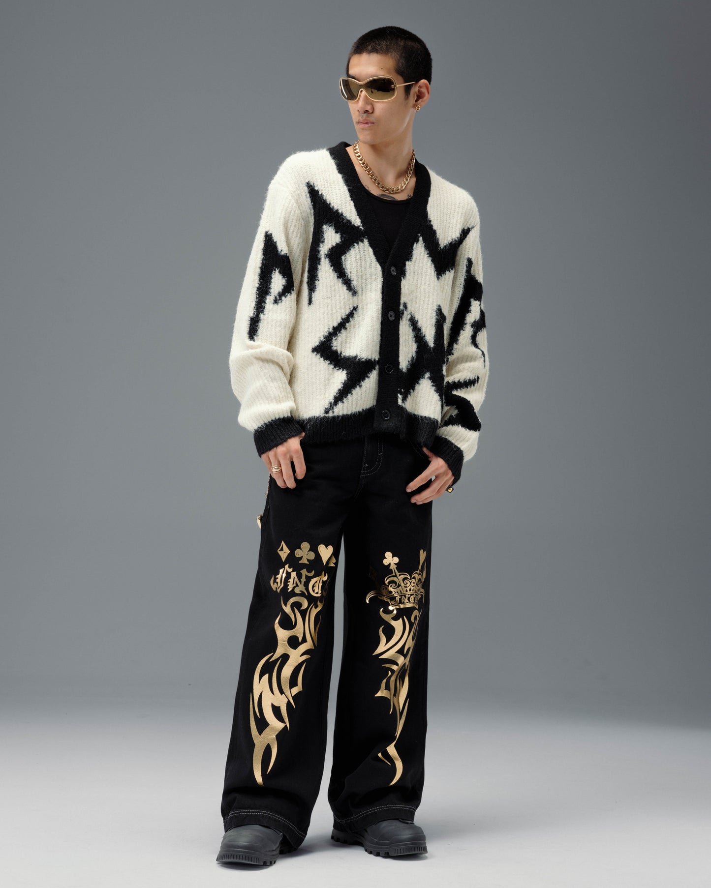 Gambler. 23". Jet Black.