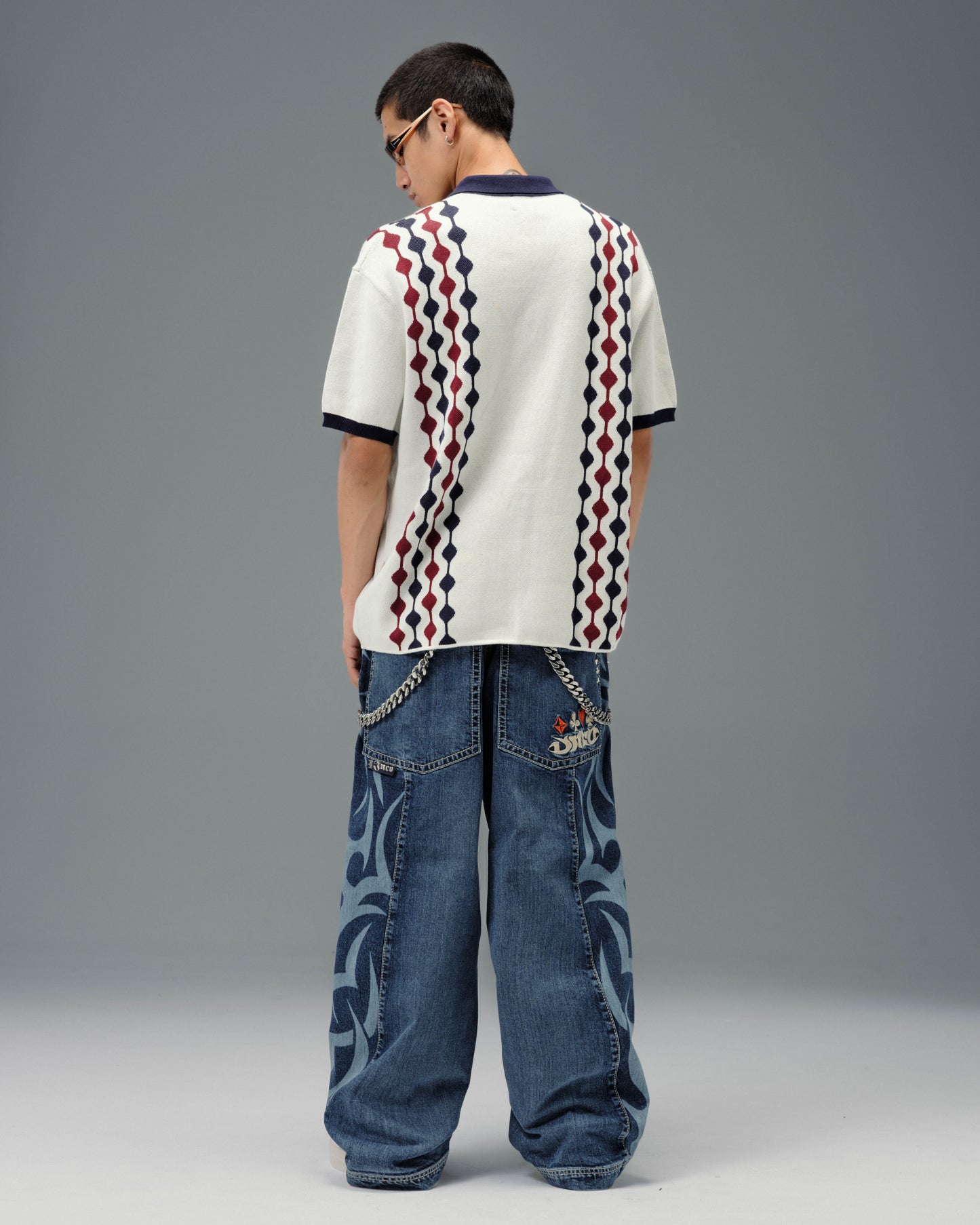 High Roller. 21". Hand-Sand Dark Stone.