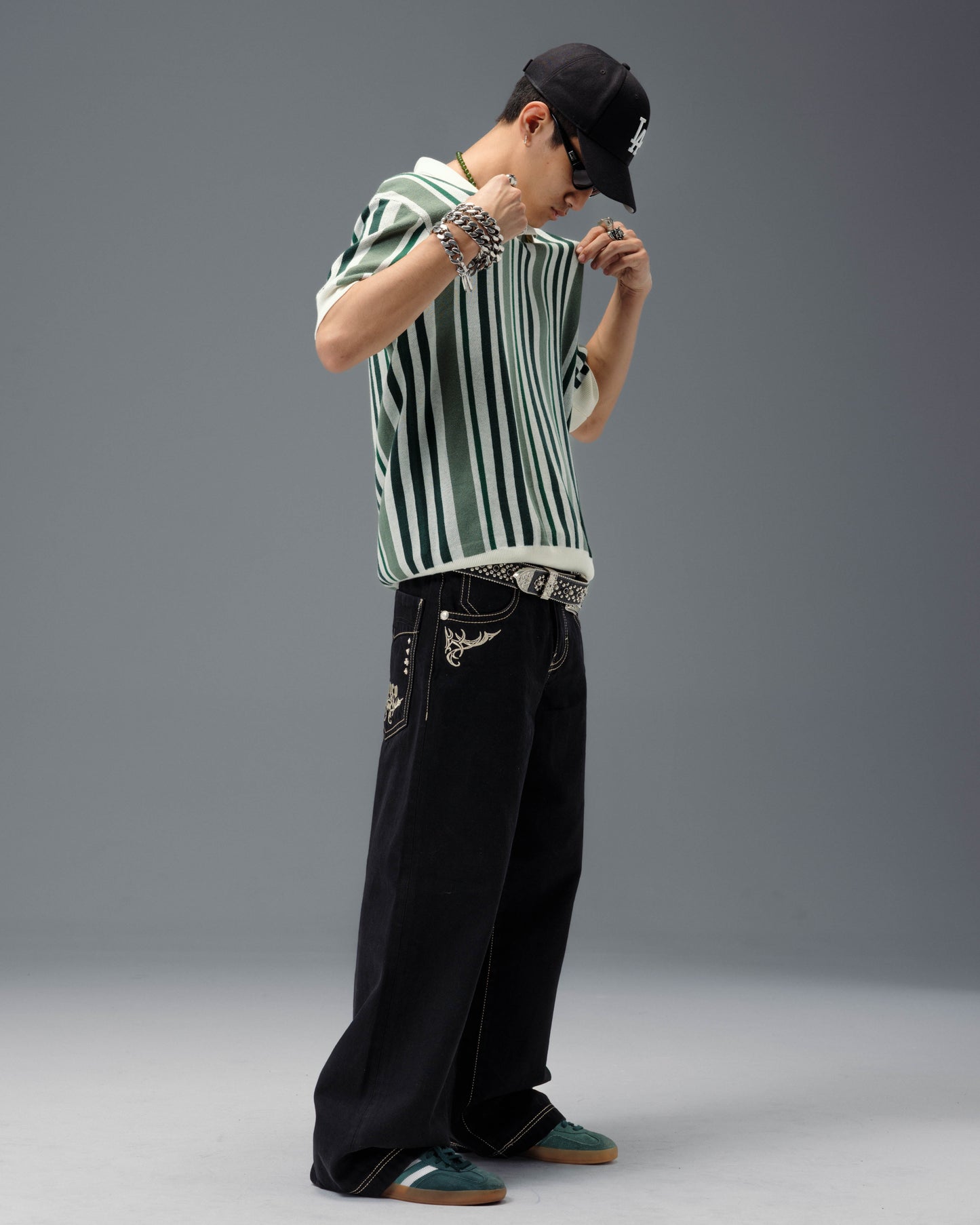 Karatz. 23". Jet Black.